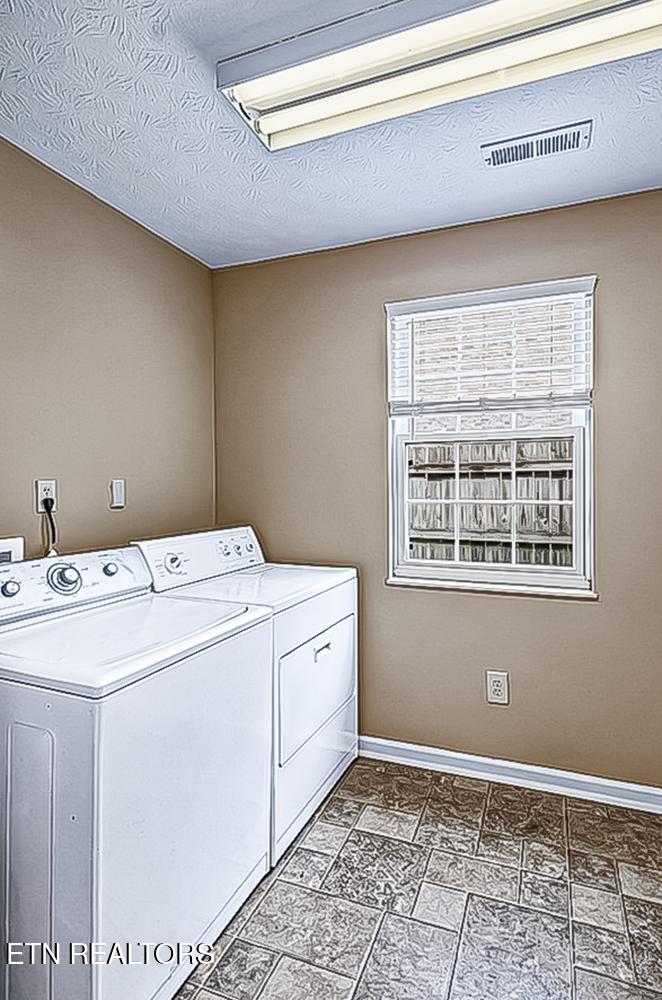 2130 Tuscany Gardens Drive Powell TN 37849