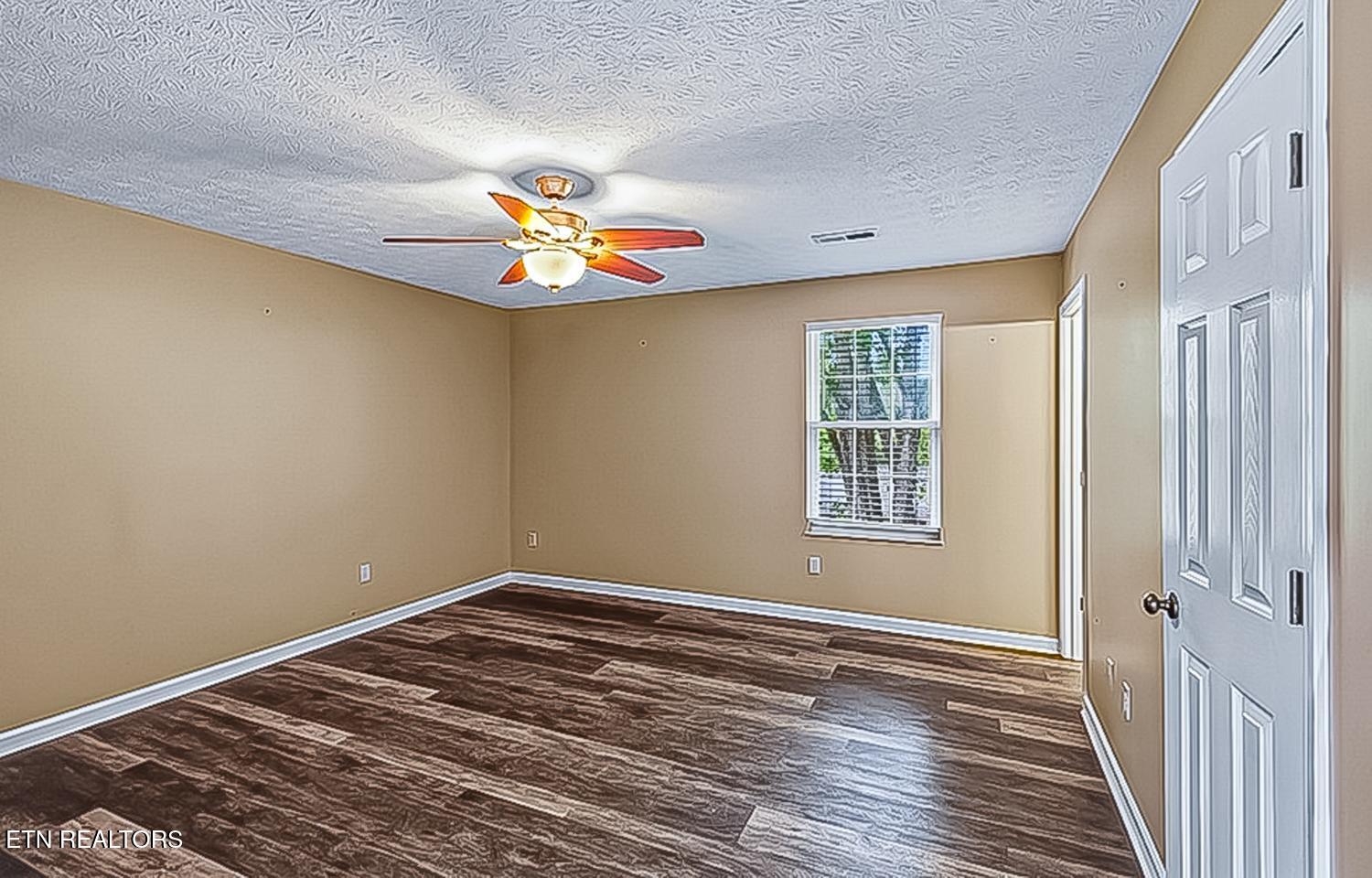 2130 Tuscany Gardens Drive Powell TN 37849