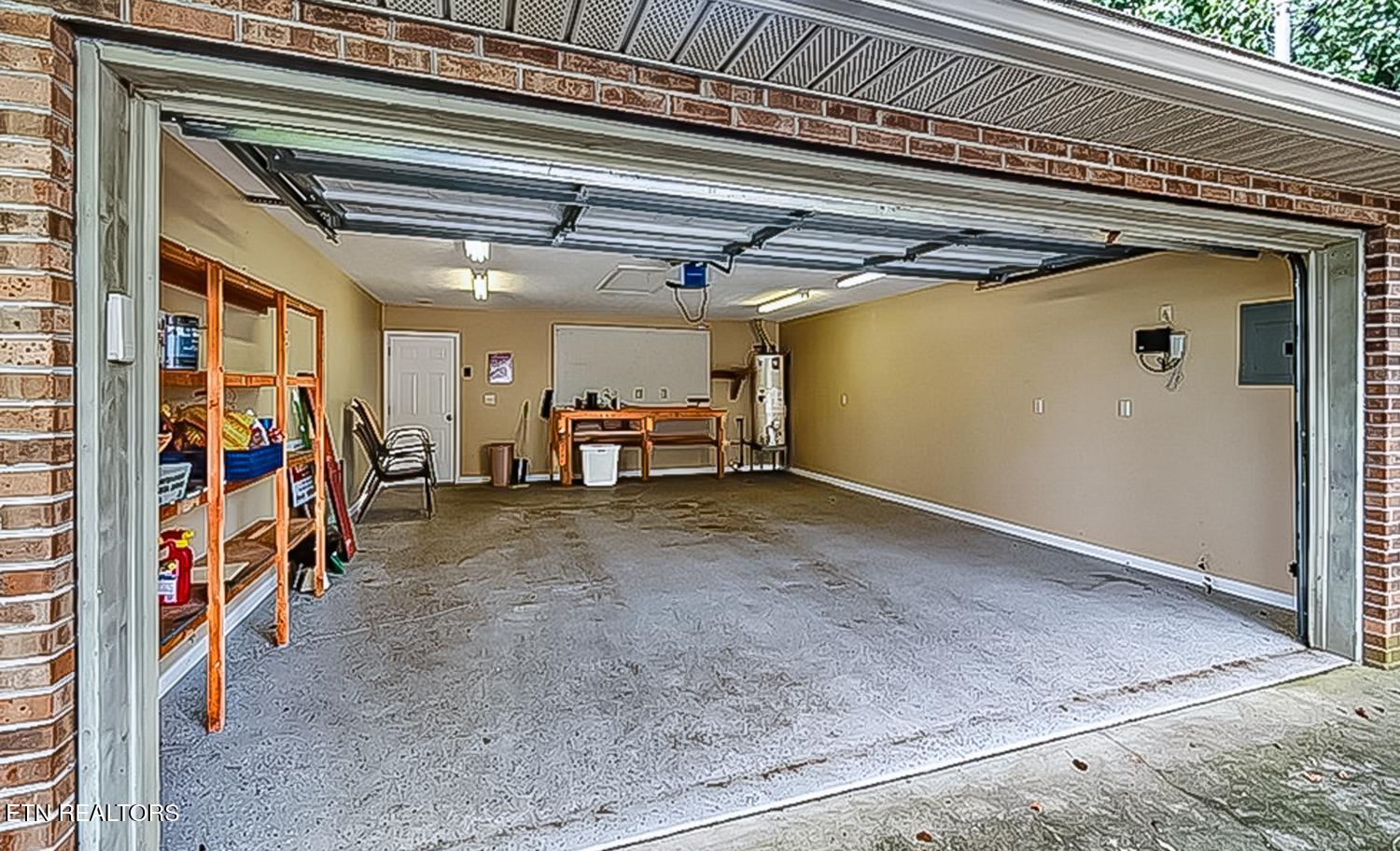 2130 Tuscany Gardens Drive Powell TN 37849
