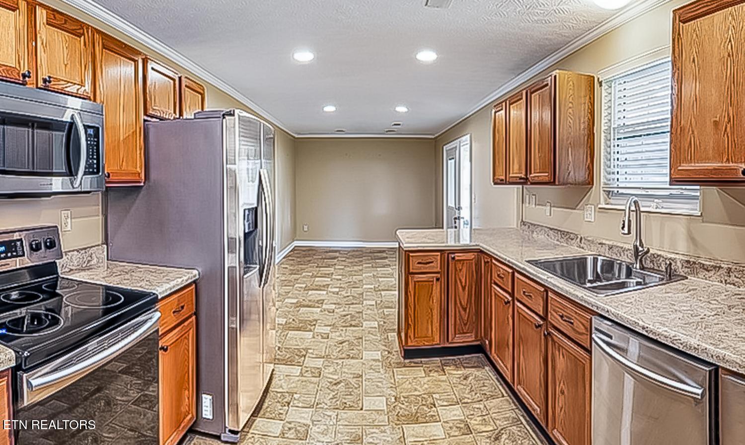 2130 Tuscany Gardens Drive Powell TN 37849