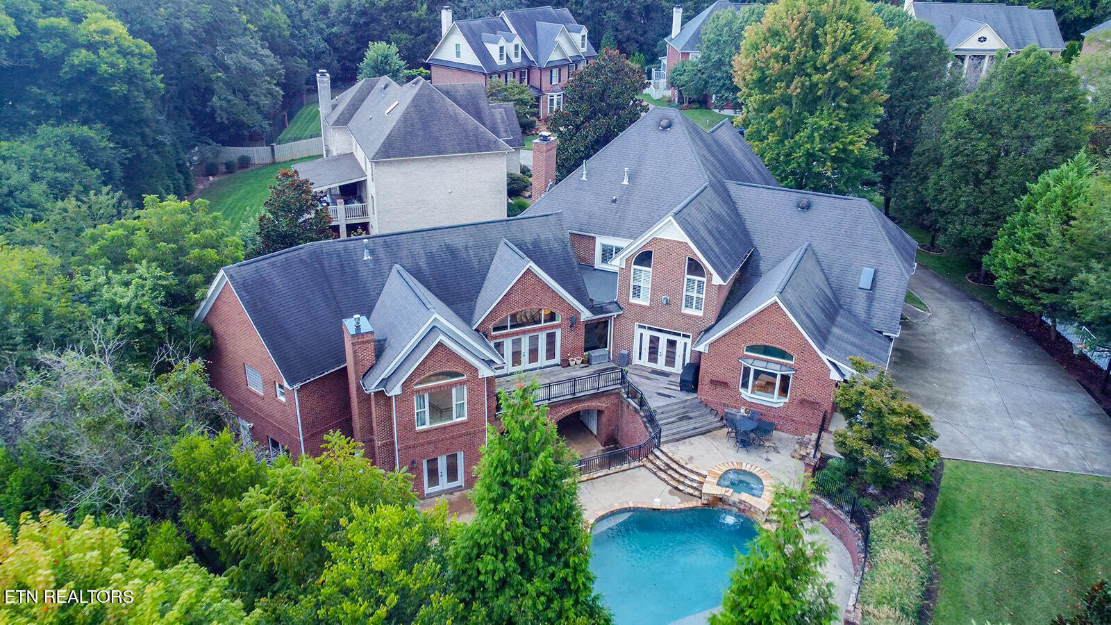 1944 Chiswick Road Knoxville TN 37922
