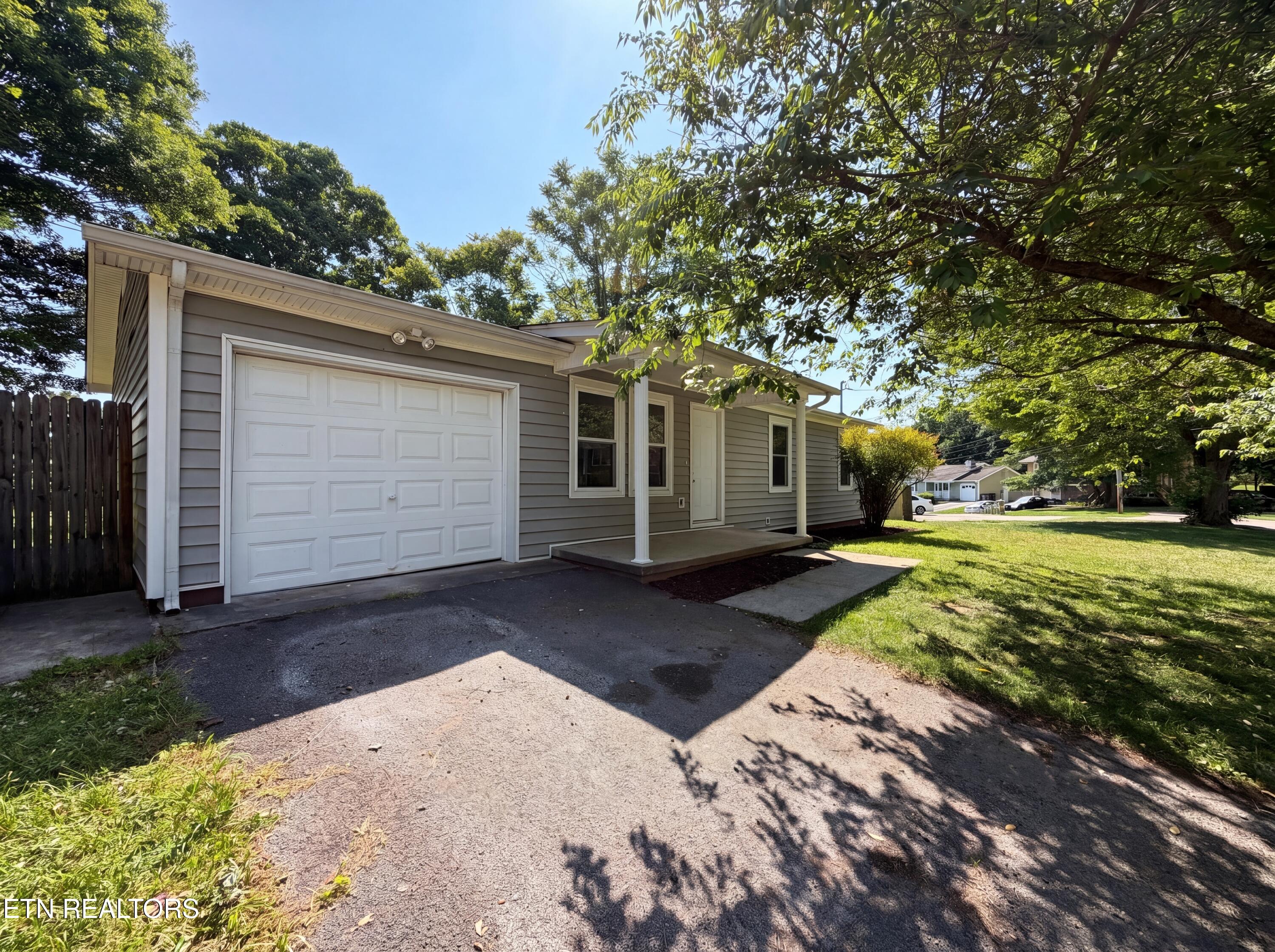 4106 Abercorn Road Knoxville TN 37921