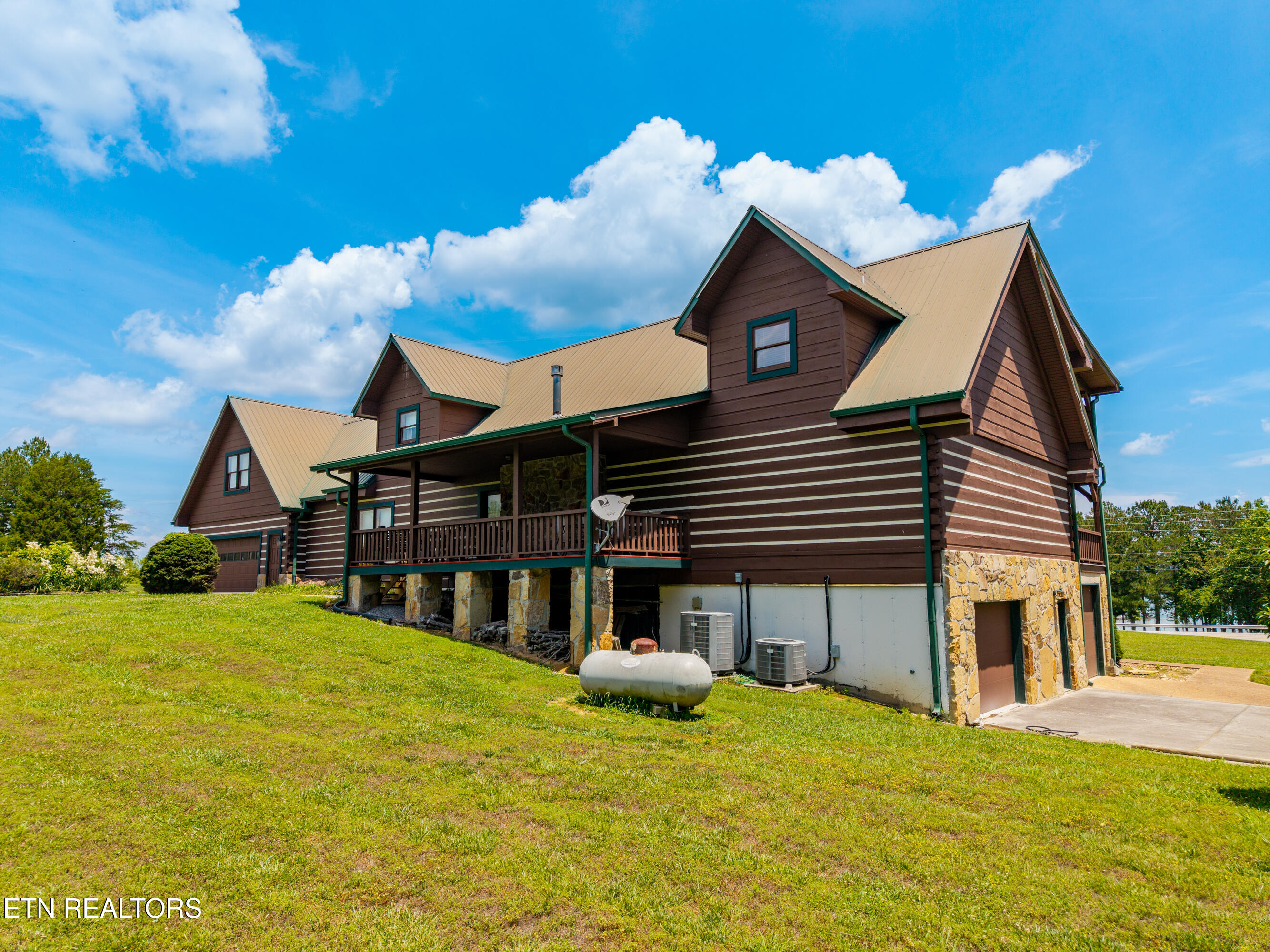 1340 Highway 360 Vonore TN 37885