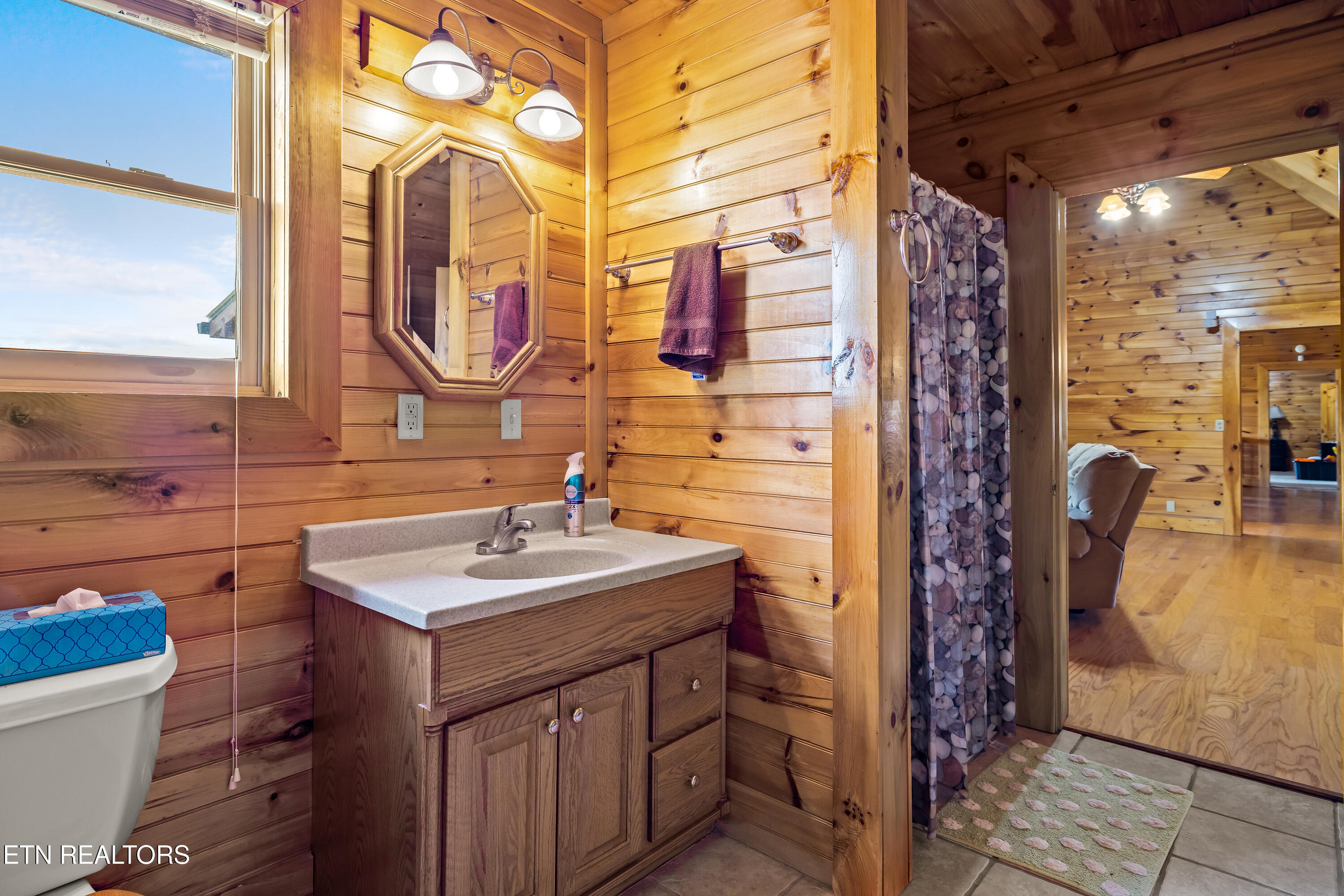 1340 Highway 360 Vonore TN 37885