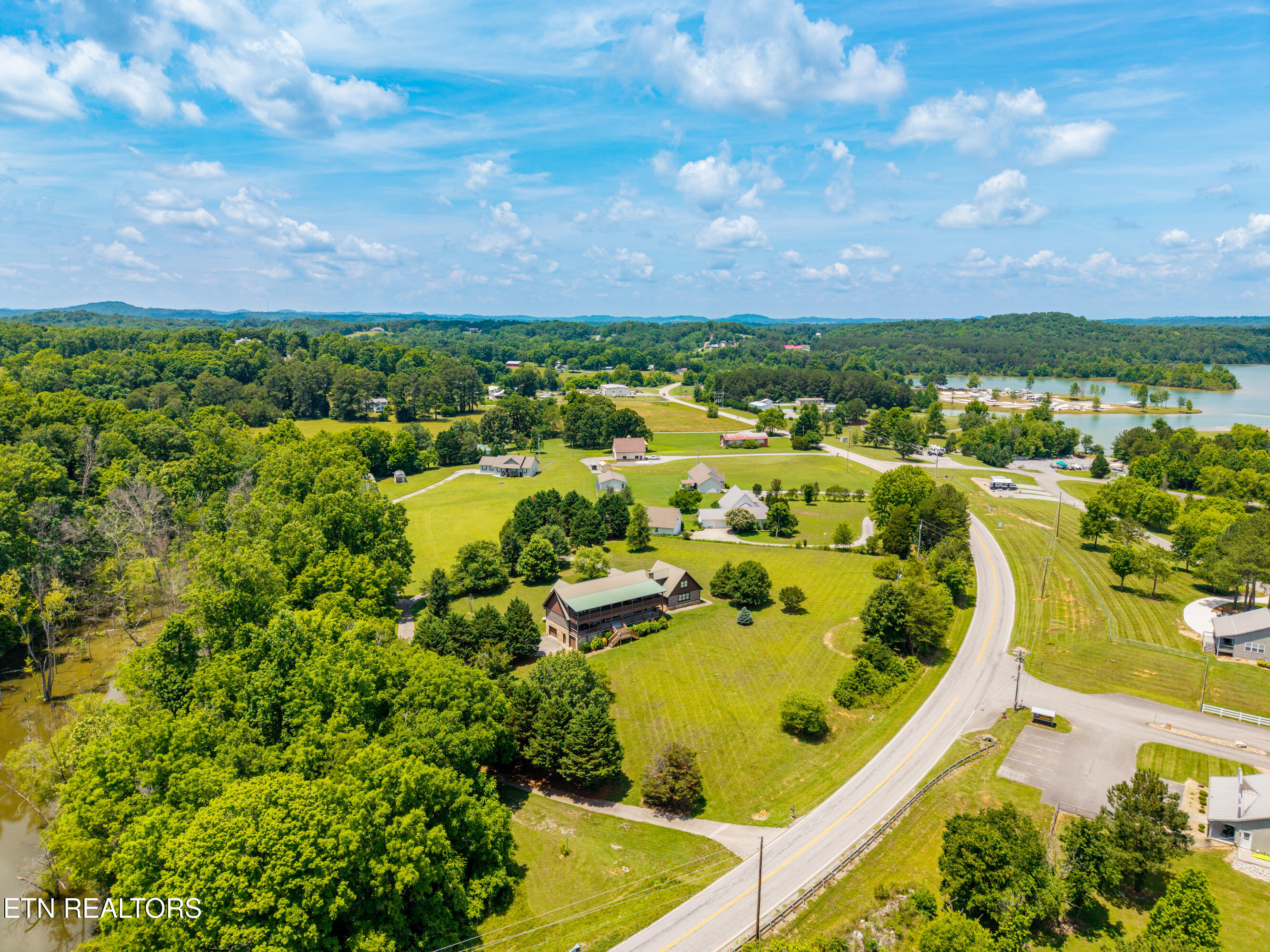 1340 Highway 360 Vonore TN 37885
