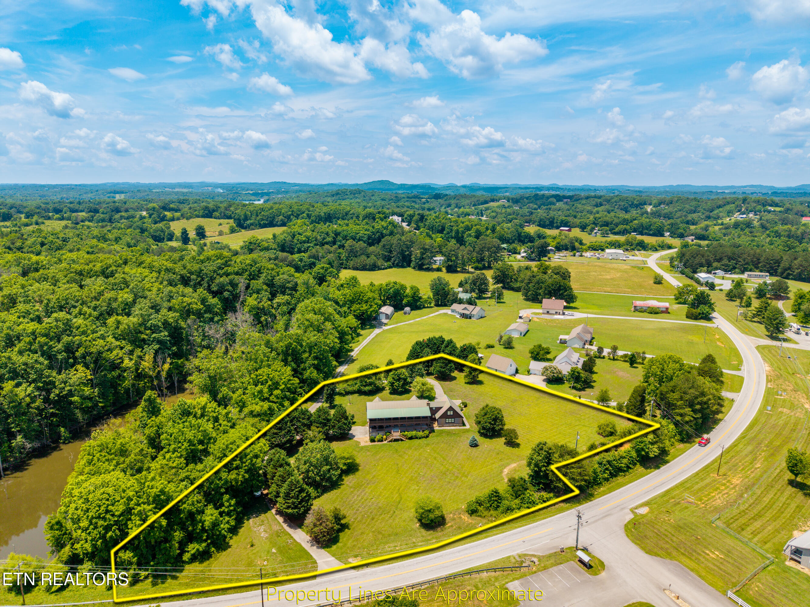 1340 Highway 360 Vonore TN 37885