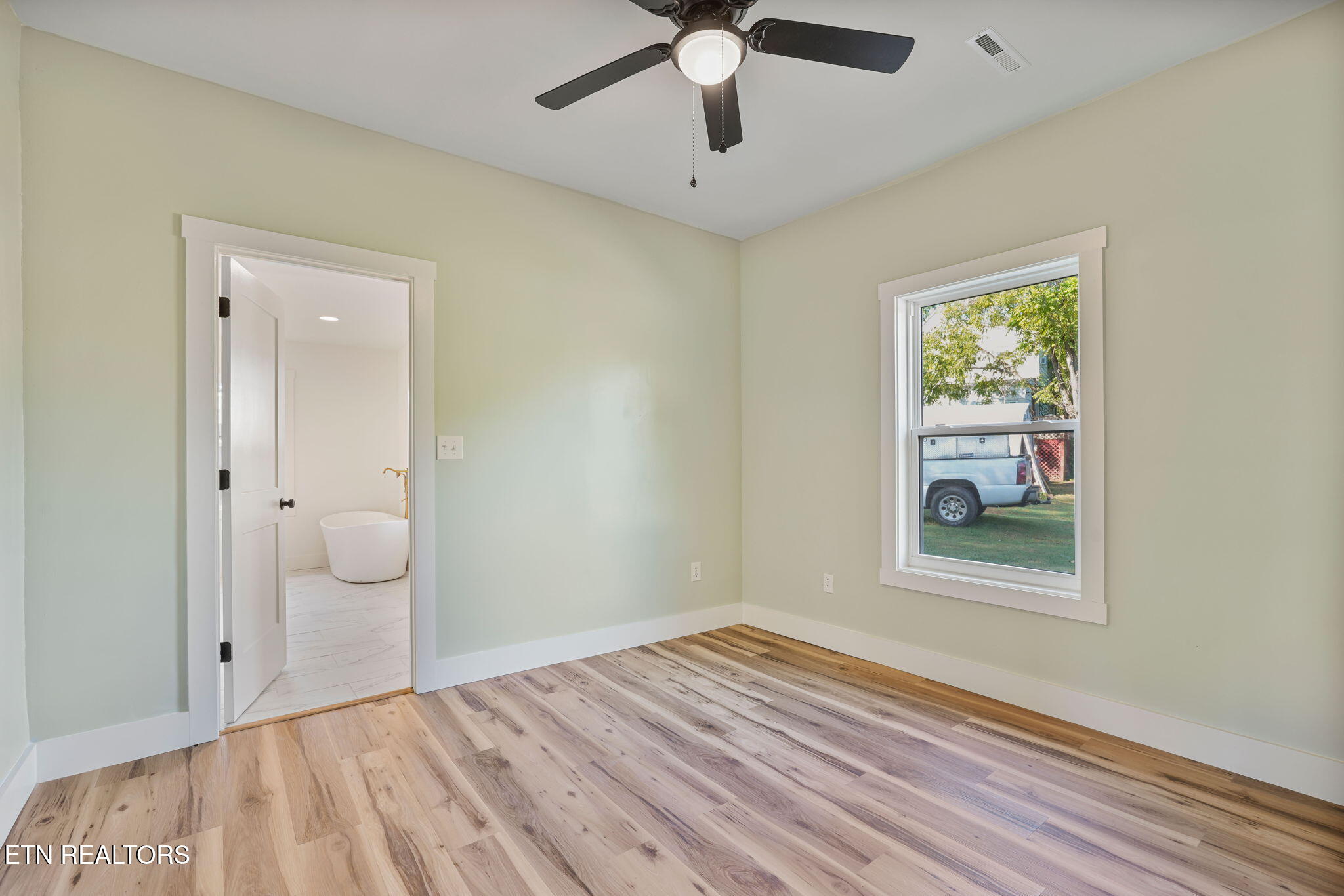 1716 Minnis Avenue Knoxville TN 37920