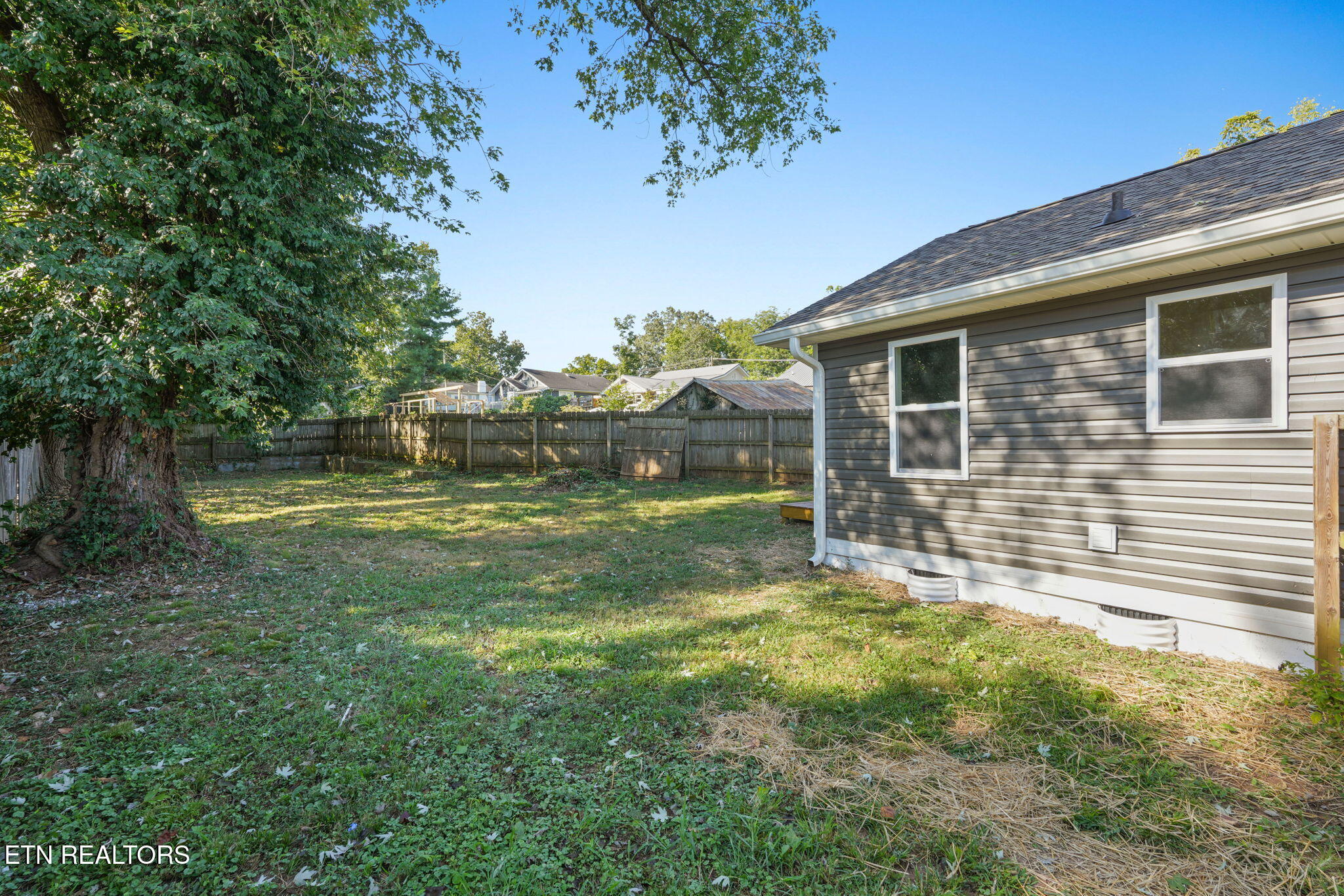 1716 Minnis Avenue Knoxville TN 37920