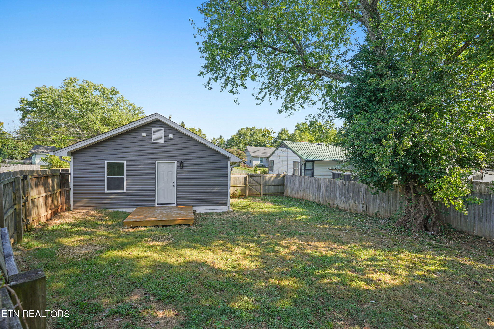 1716 Minnis Avenue Knoxville TN 37920