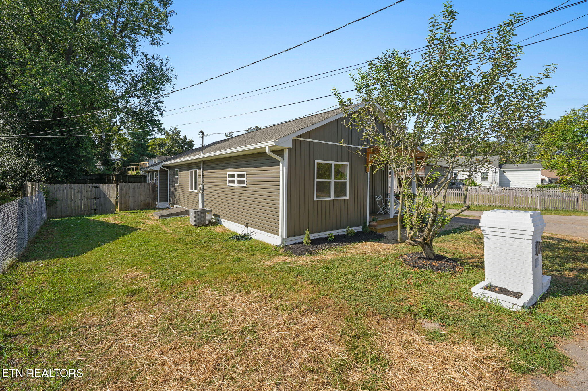 1716 Minnis Avenue Knoxville TN 37920