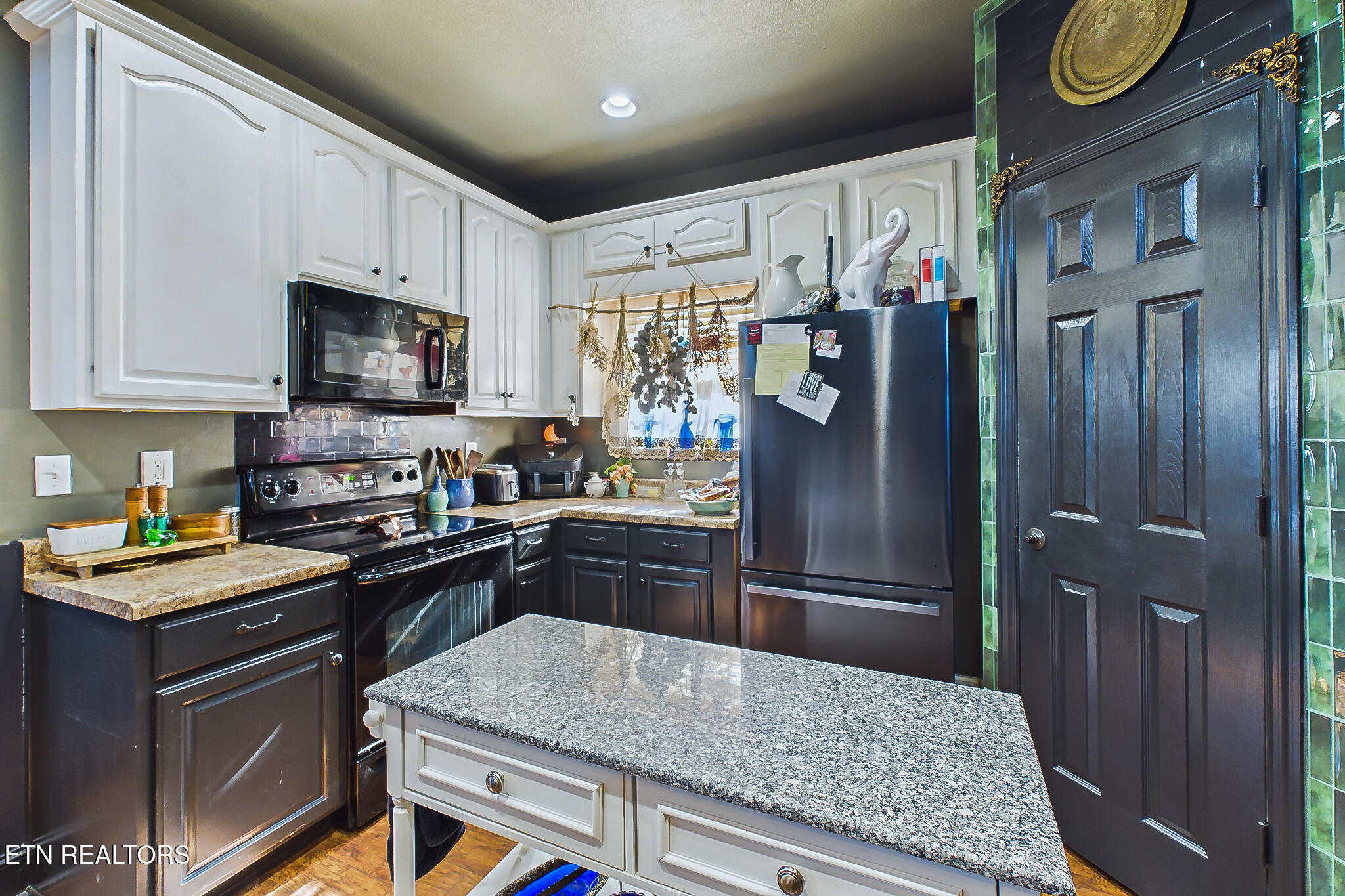 602 Stratford Avenue Sweetwater TN 37874