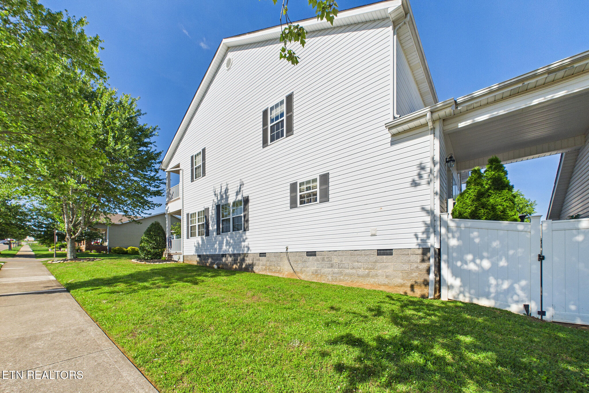 602 Stratford Avenue Sweetwater TN 37874
