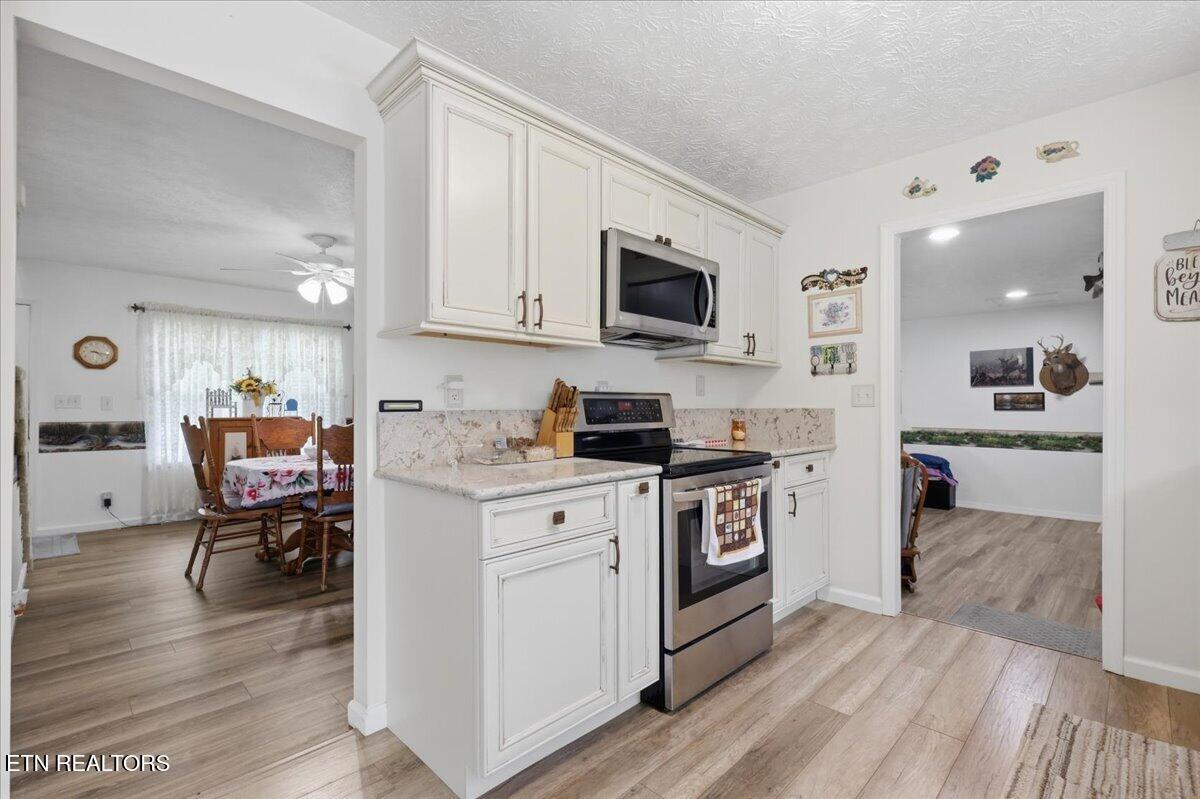 2042 Dutch Valley Road Clinton TN 37716