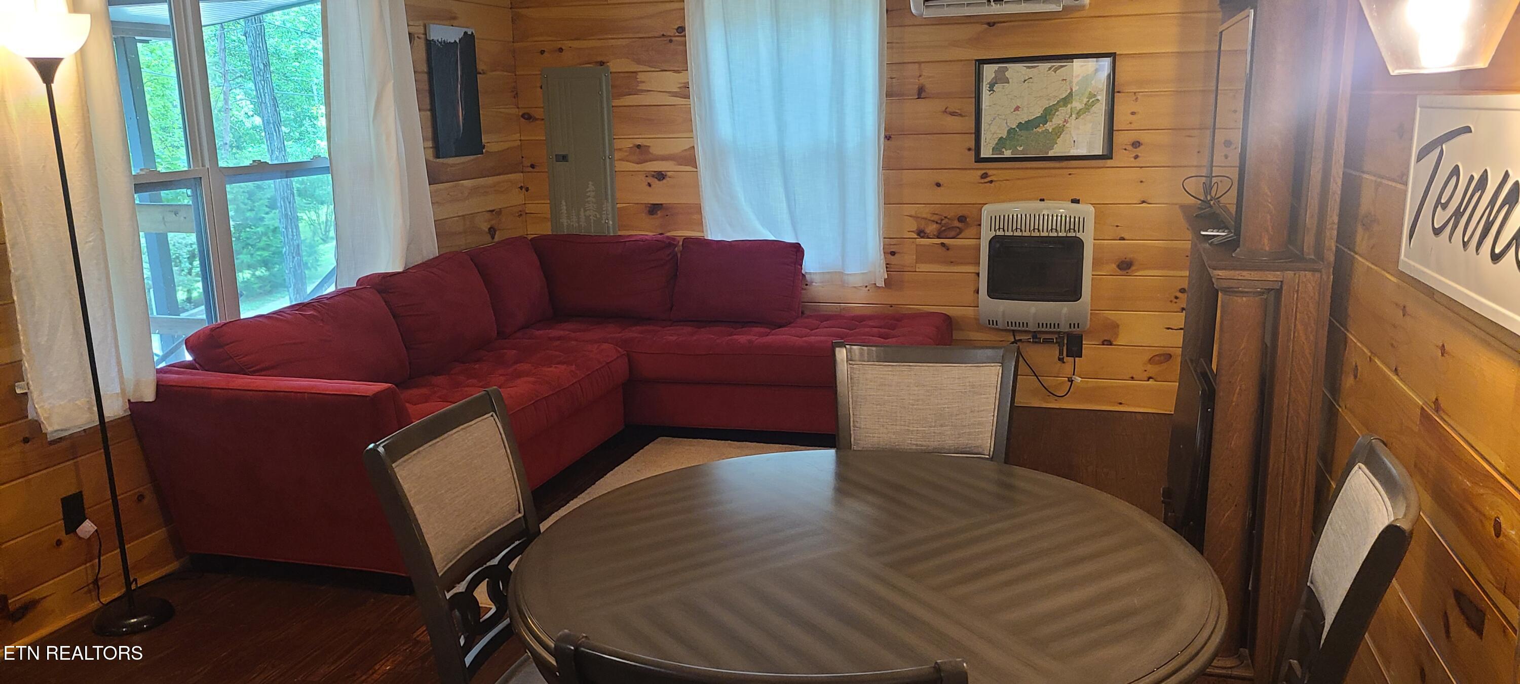 5804 Omega Drive Tallassee TN 37878
