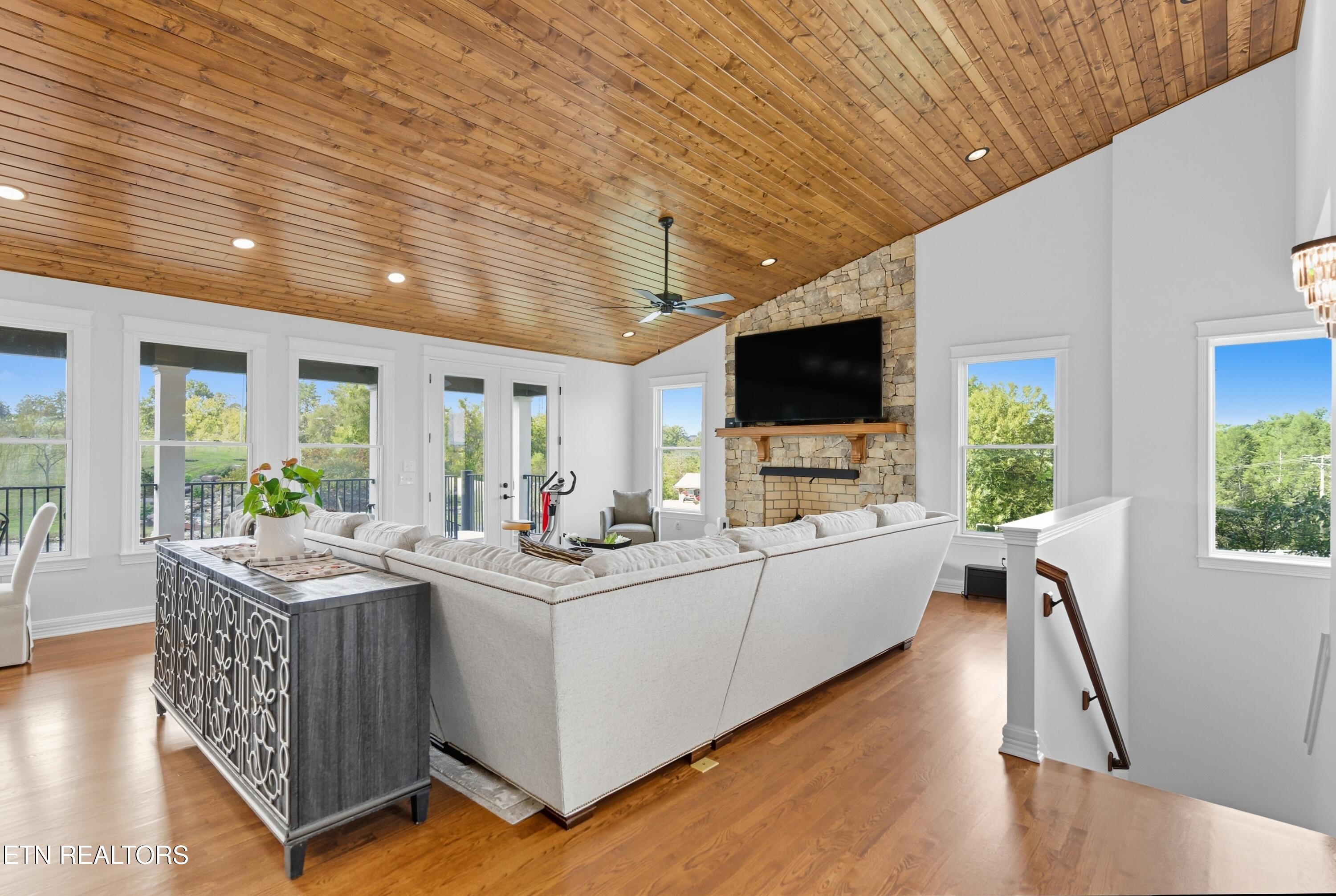 3239 Highway 61, West Andersonville TN 37705