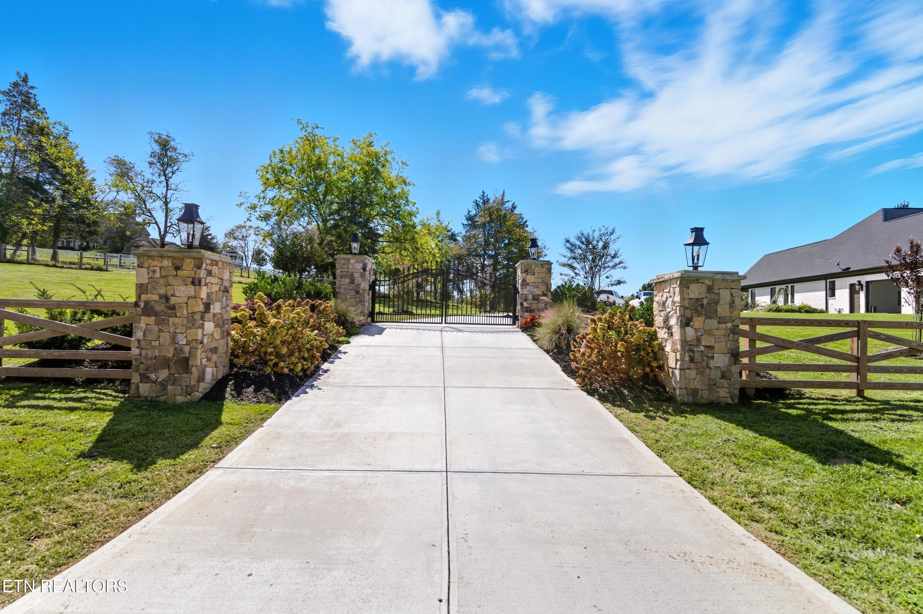 3239 Highway 61, West Andersonville TN 37705