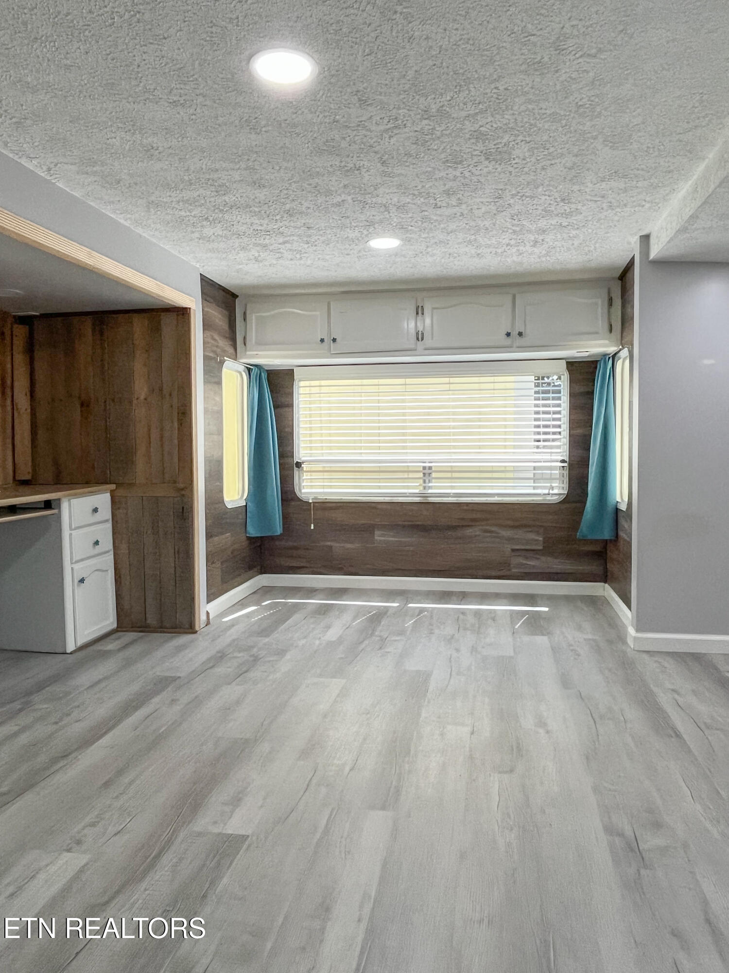 155 Commanche Trail Crossville TN 38572