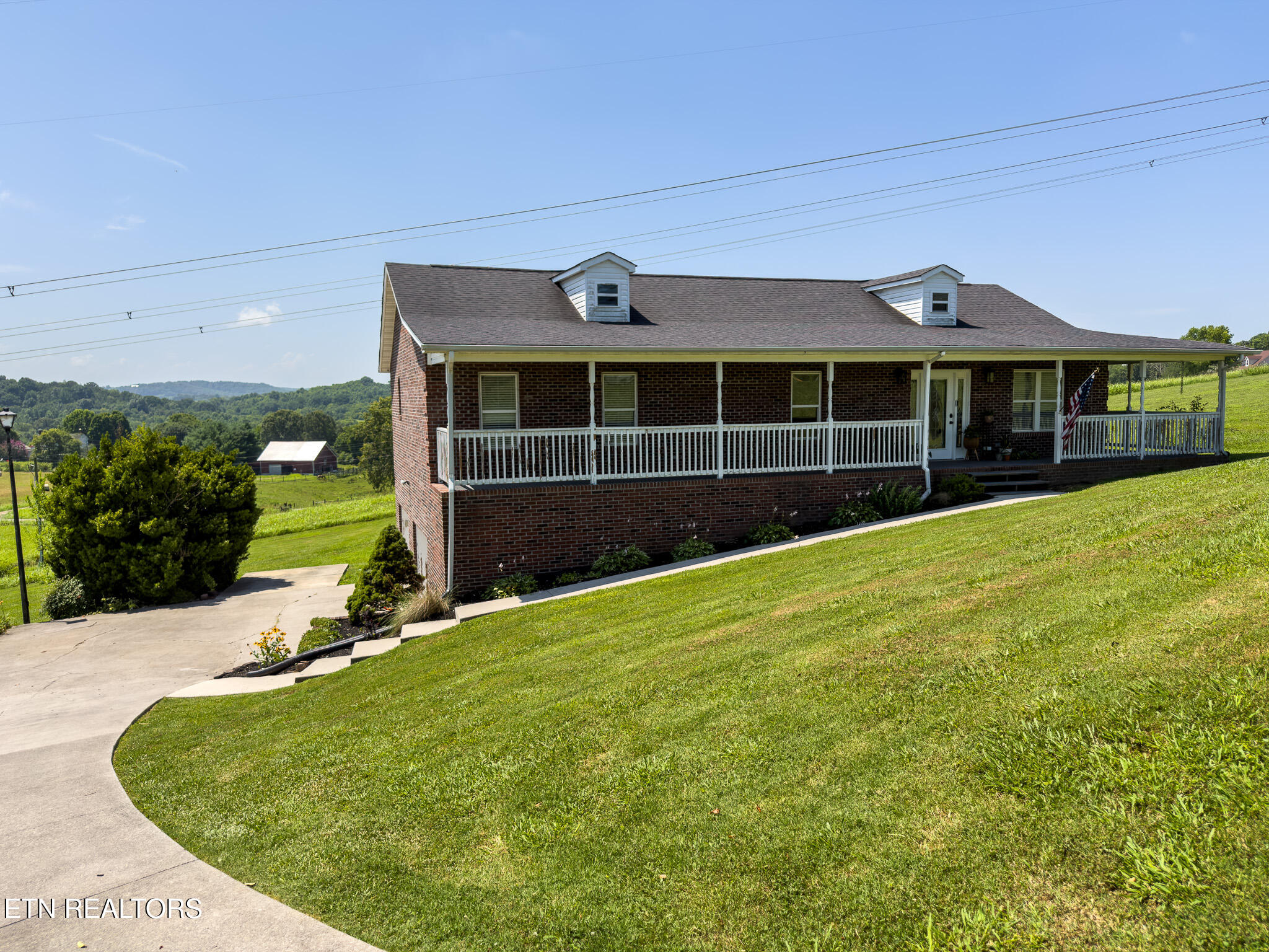185 Hillview Lane Loudon TN 37774