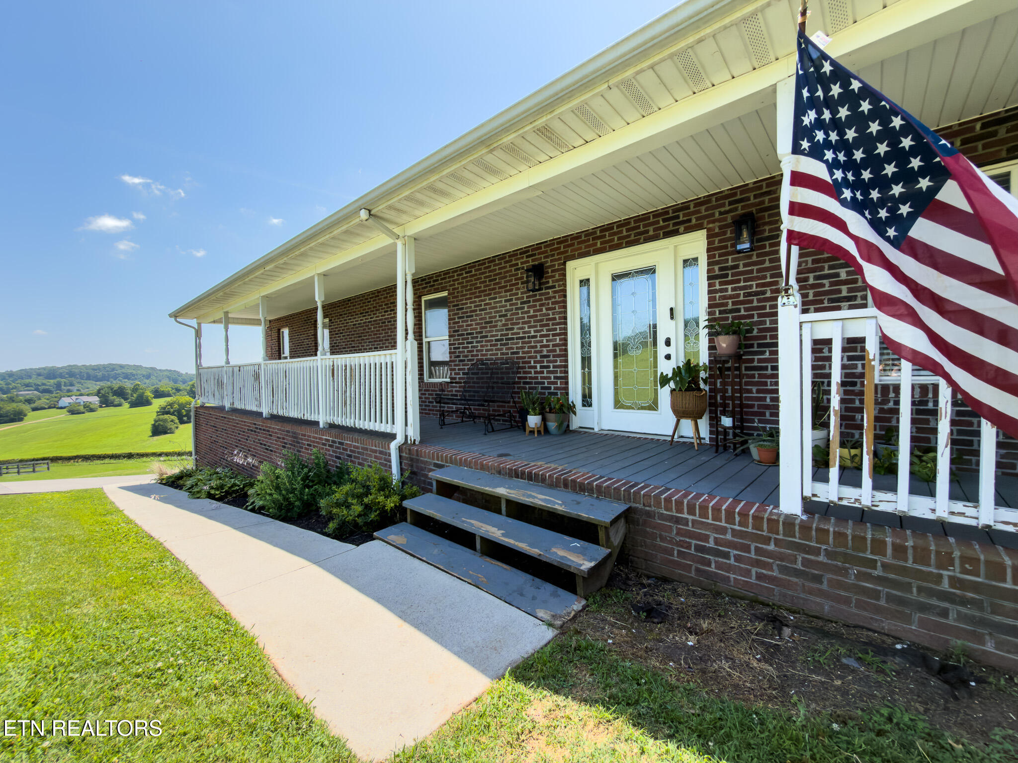 185 Hillview Lane Loudon TN 37774