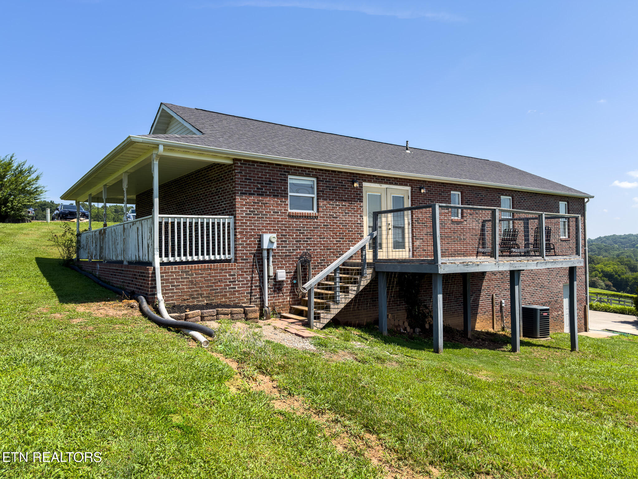 185 Hillview Lane Loudon TN 37774