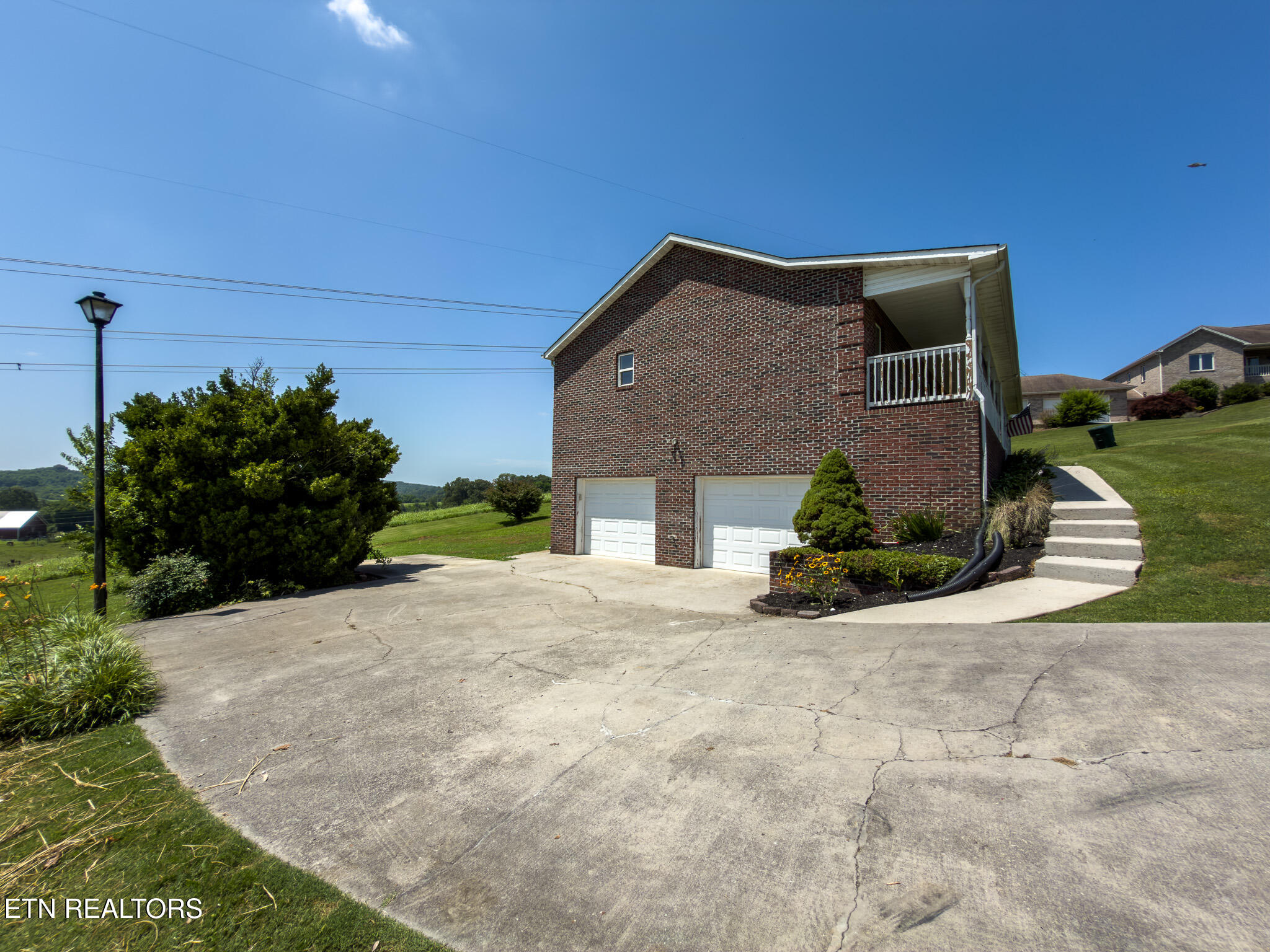 185 Hillview Lane Loudon TN 37774