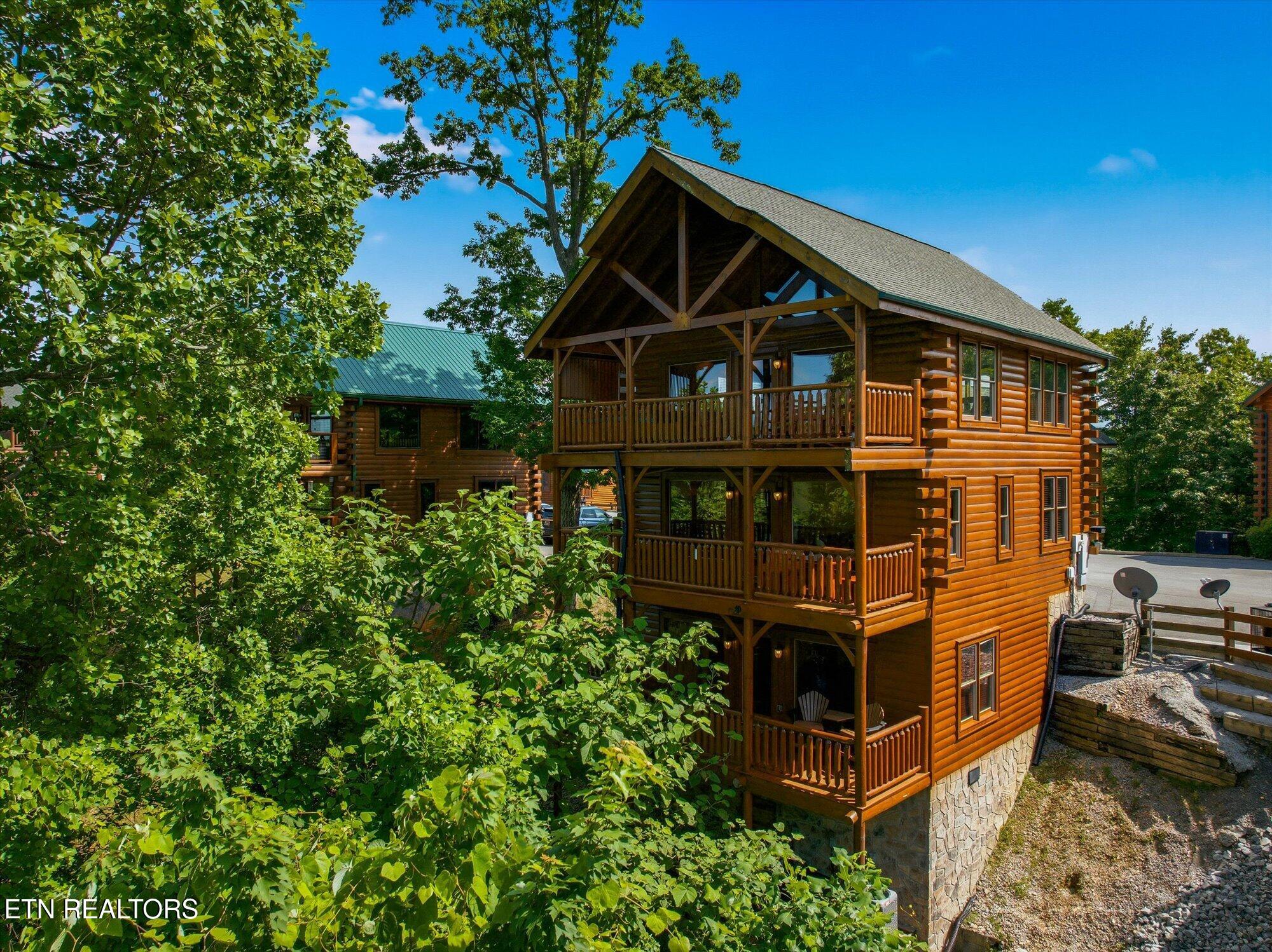 2809 White Oak Ridge Lane Sevierville TN 37862