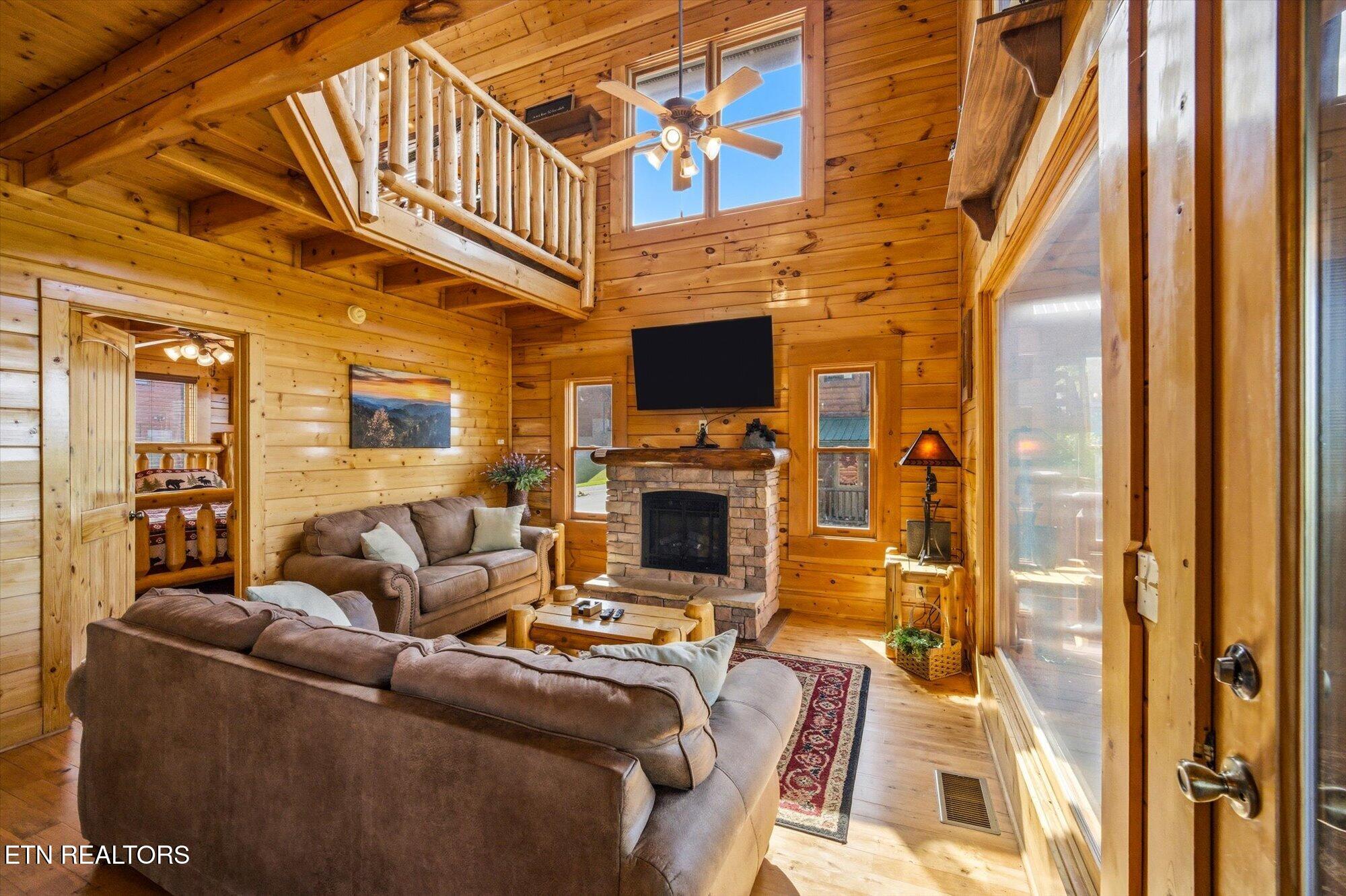 2809 White Oak Ridge Lane Sevierville TN 37862