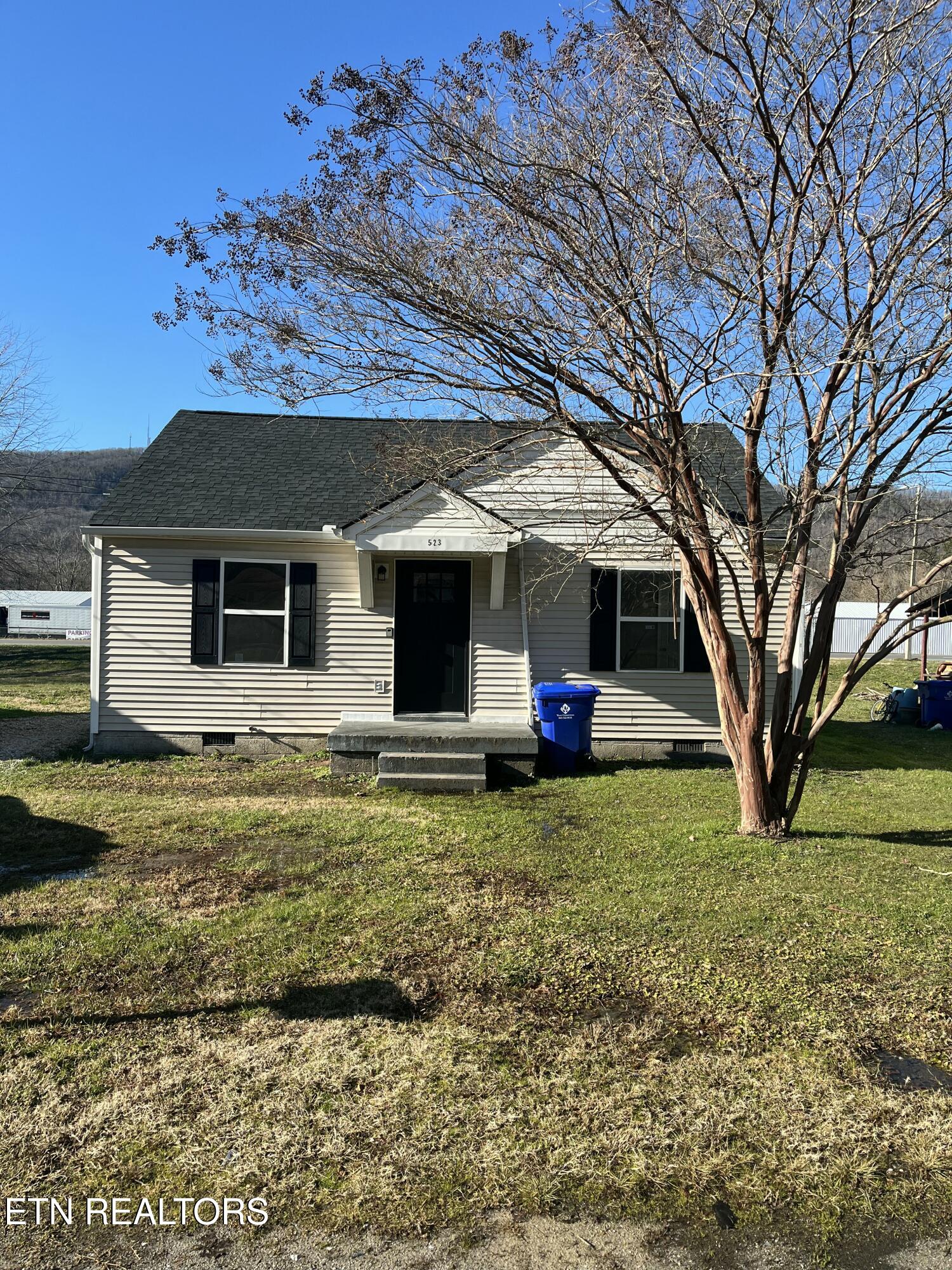 523 S Kingston Avenue S Rockwood TN 37854