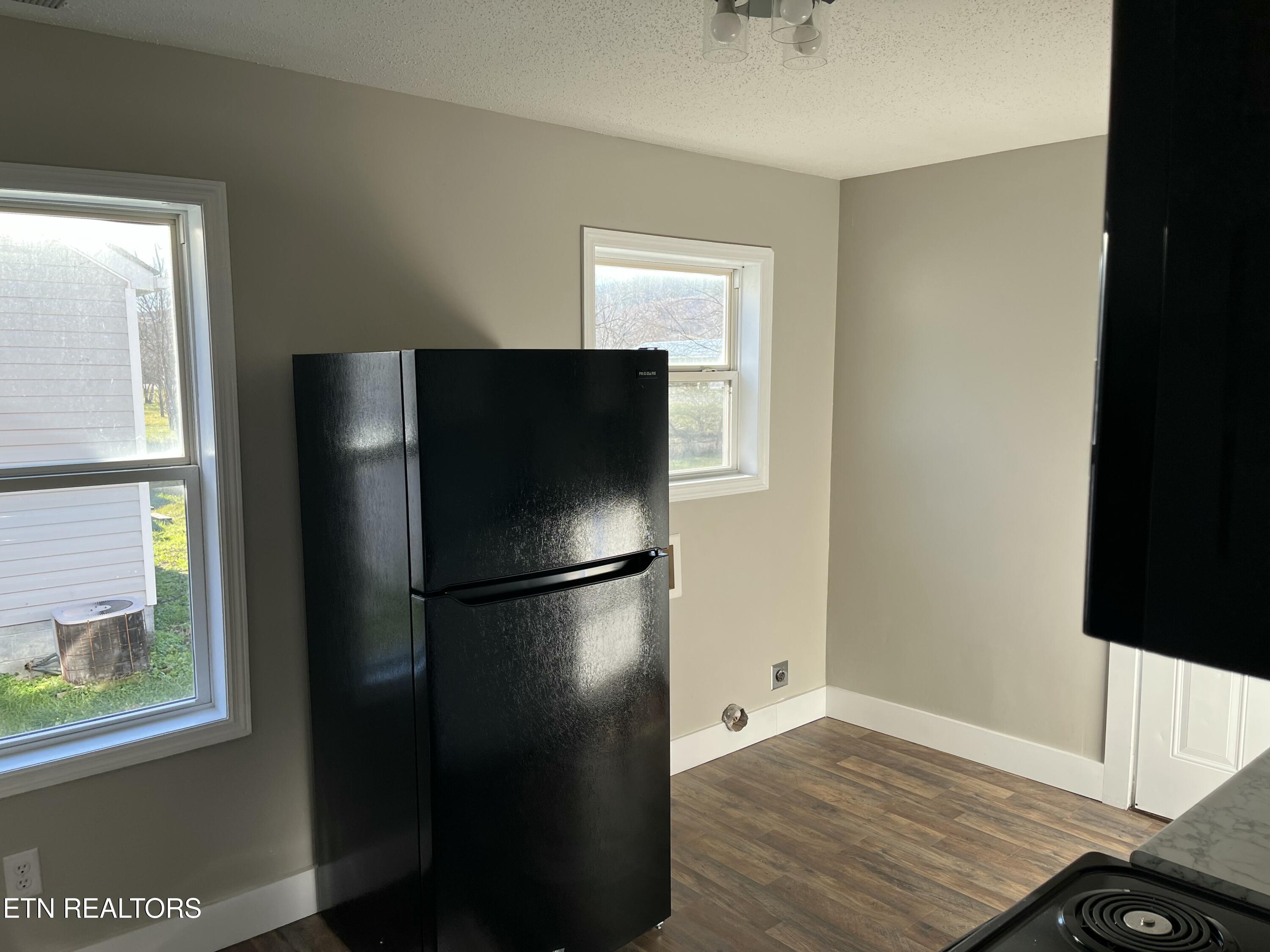 523 S Kingston Avenue S Rockwood TN 37854