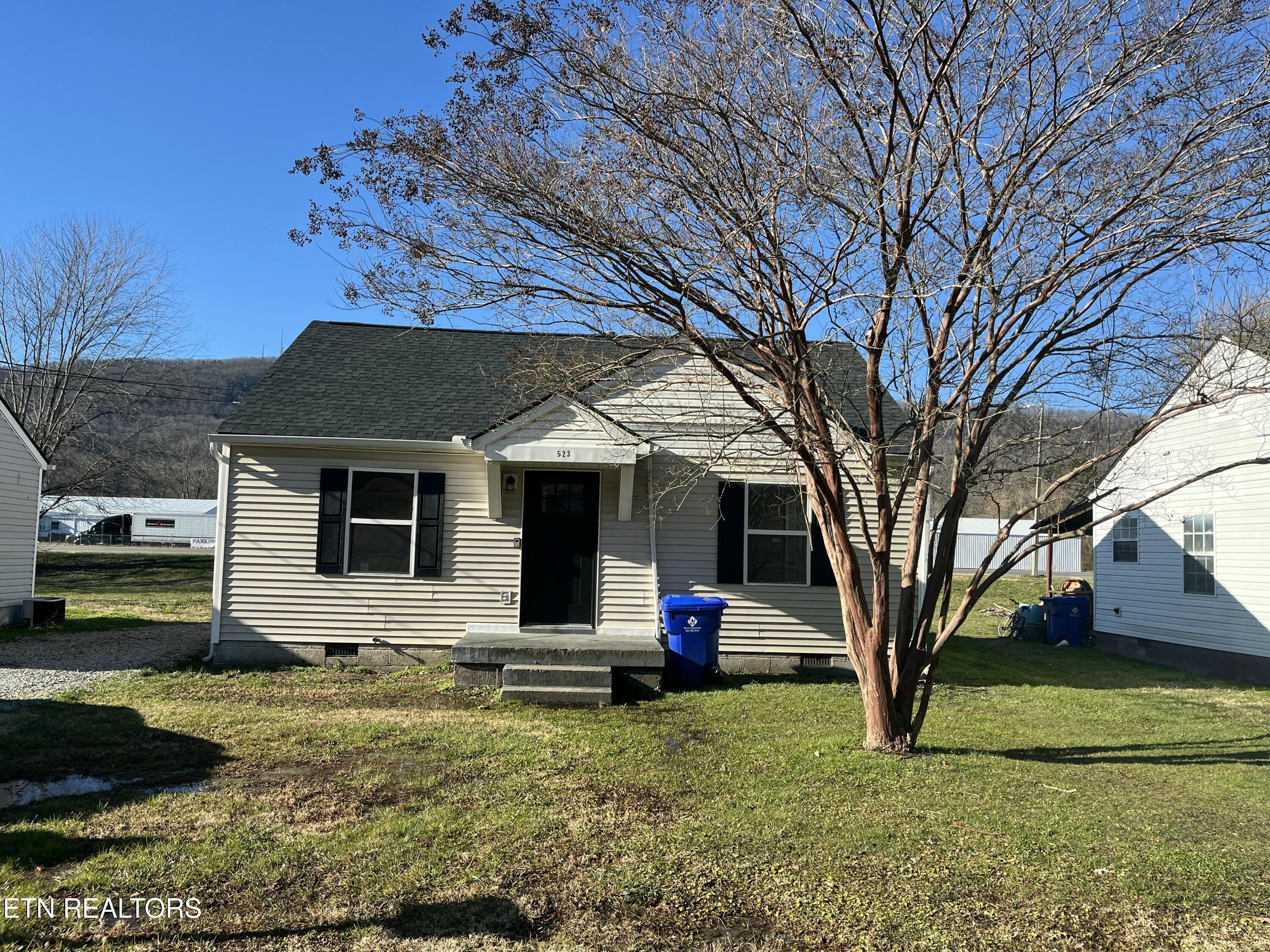 523 S Kingston Avenue S Rockwood TN 37854