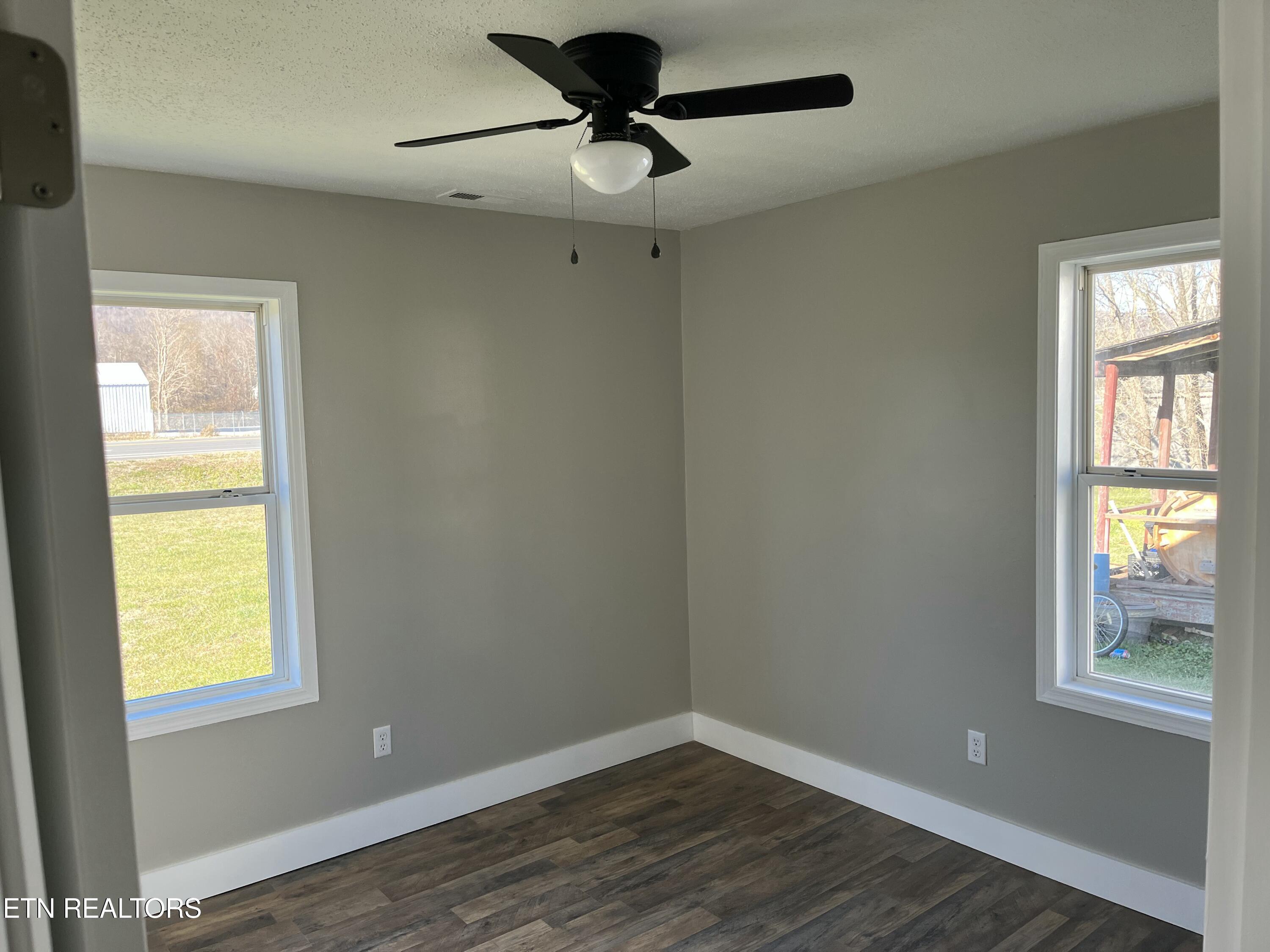 523 S Kingston Avenue S Rockwood TN 37854
