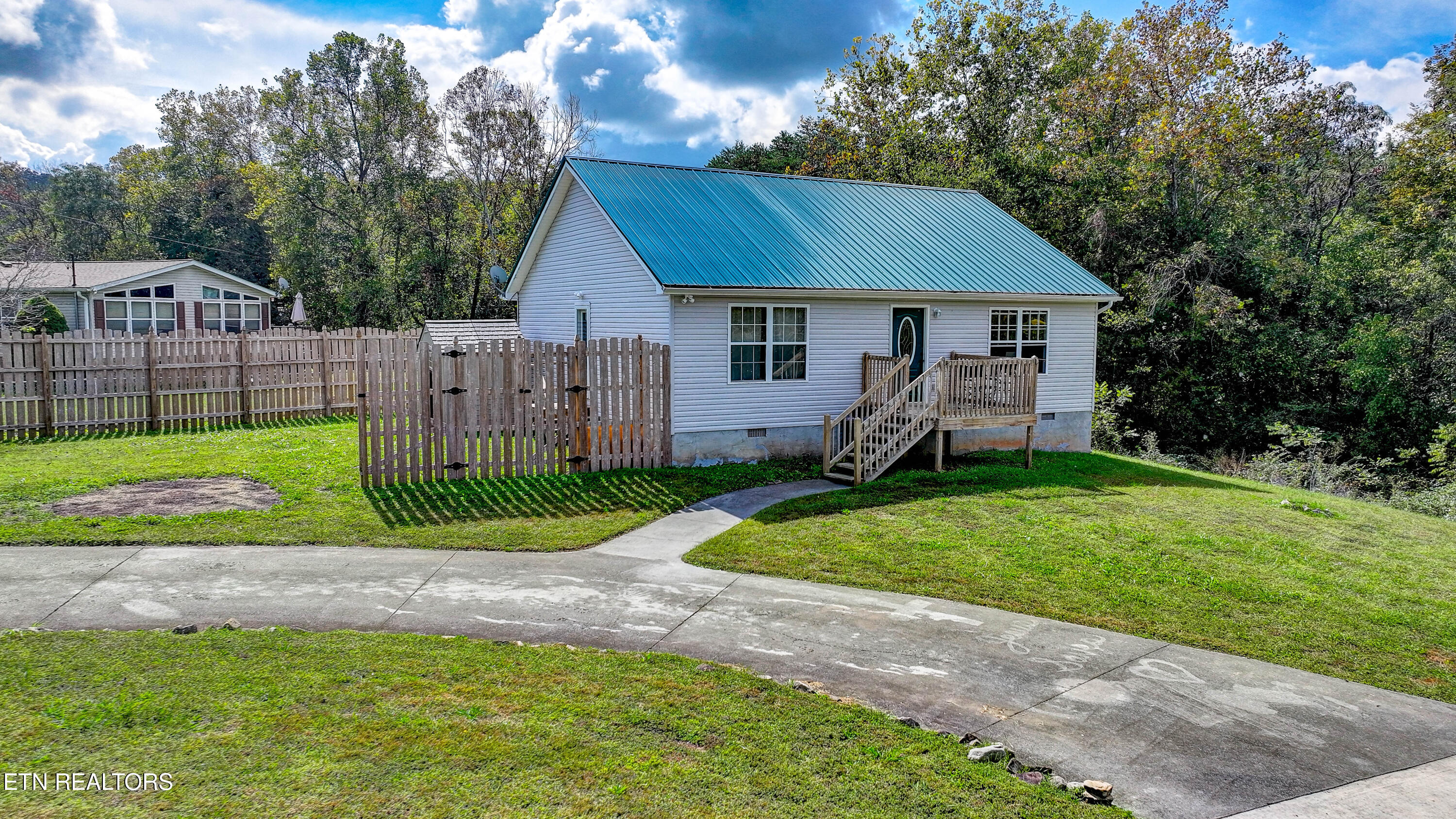 810 Harvest Meadows Drive Kodak TN 37764