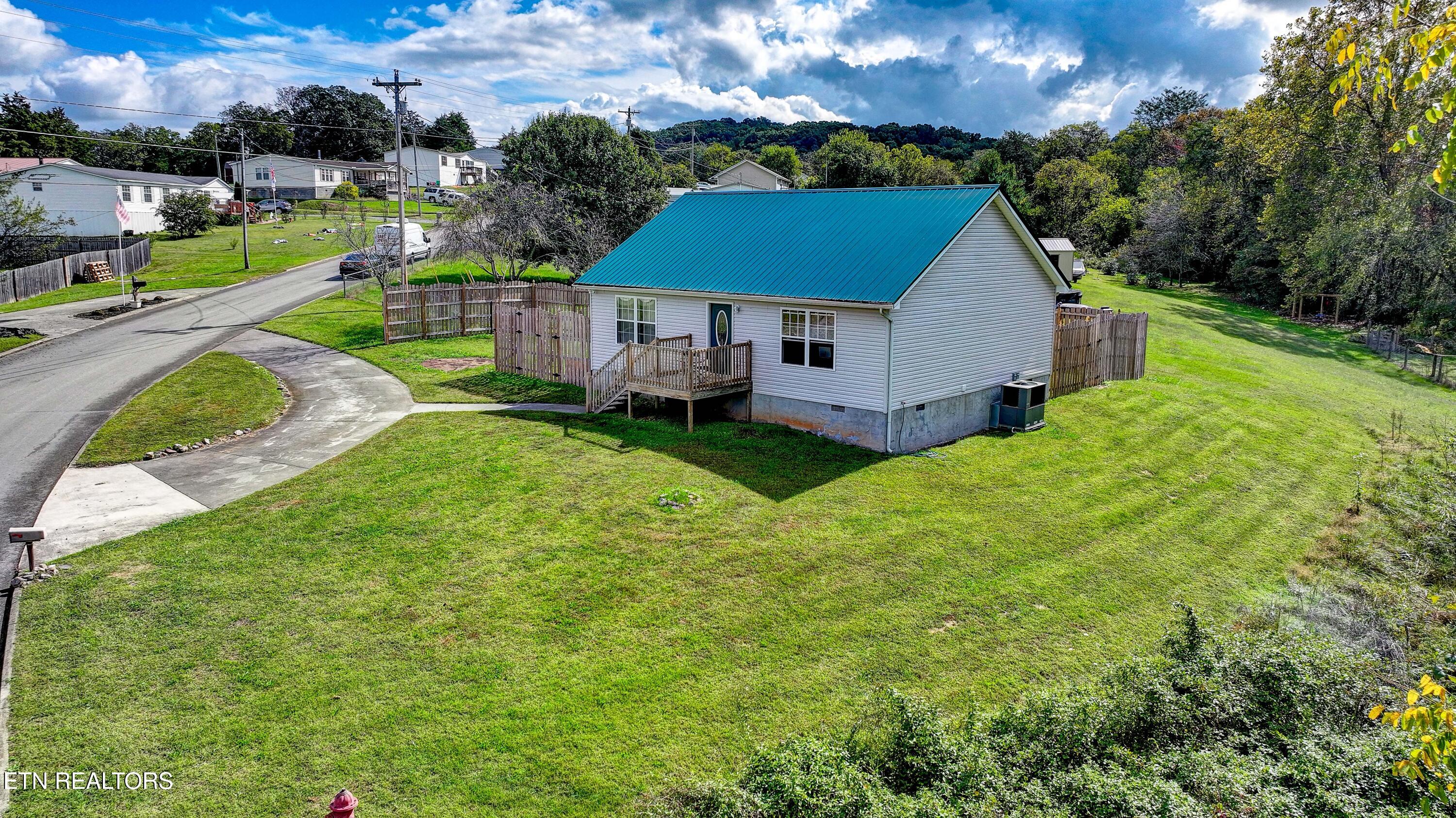 810 Harvest Meadows Drive Kodak TN 37764