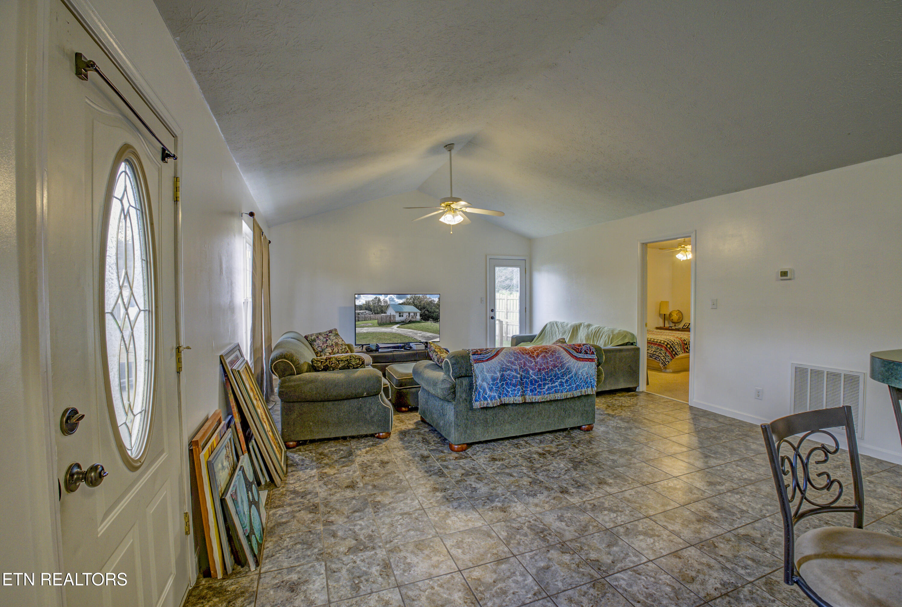 810 Harvest Meadows Drive Kodak TN 37764