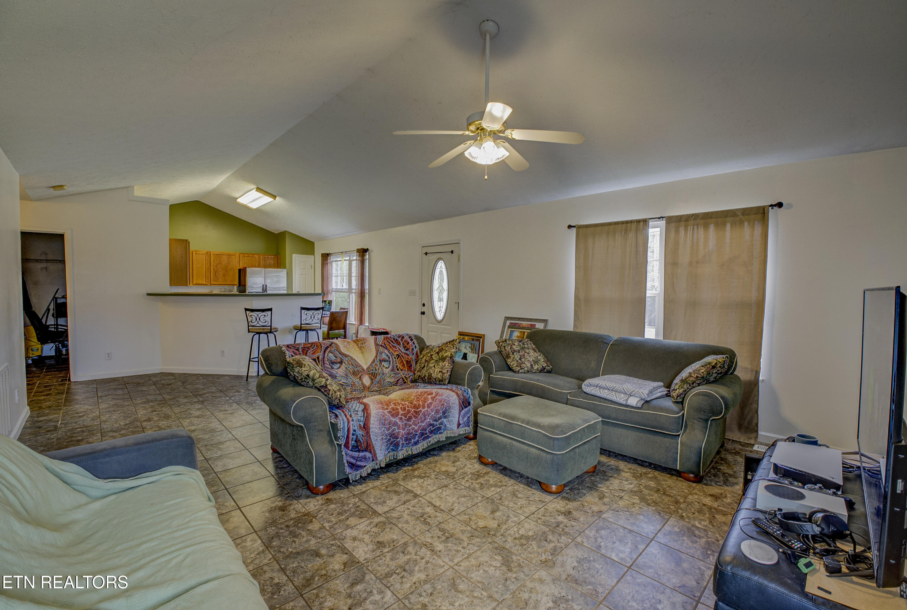 810 Harvest Meadows Drive Kodak TN 37764