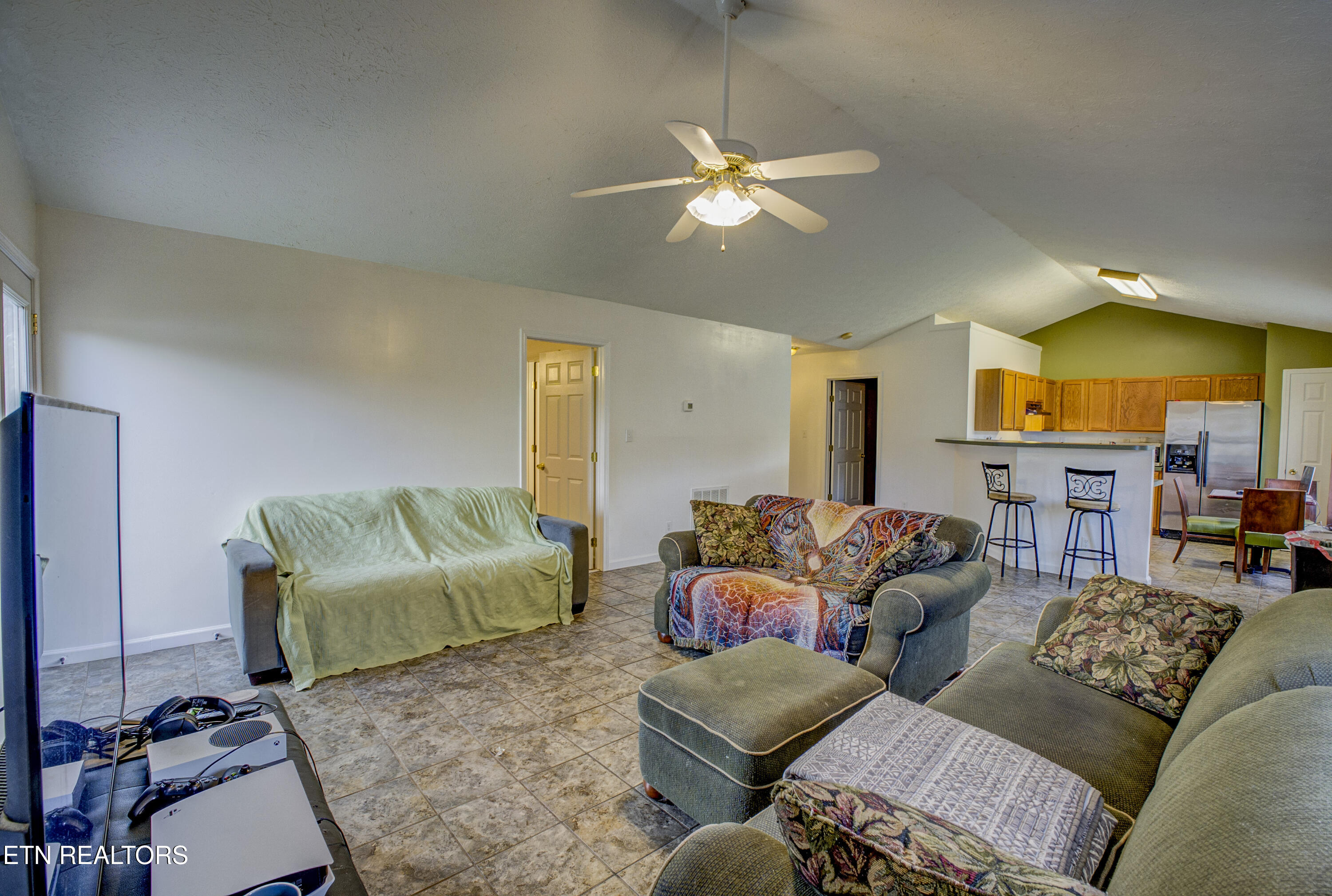 810 Harvest Meadows Drive Kodak TN 37764