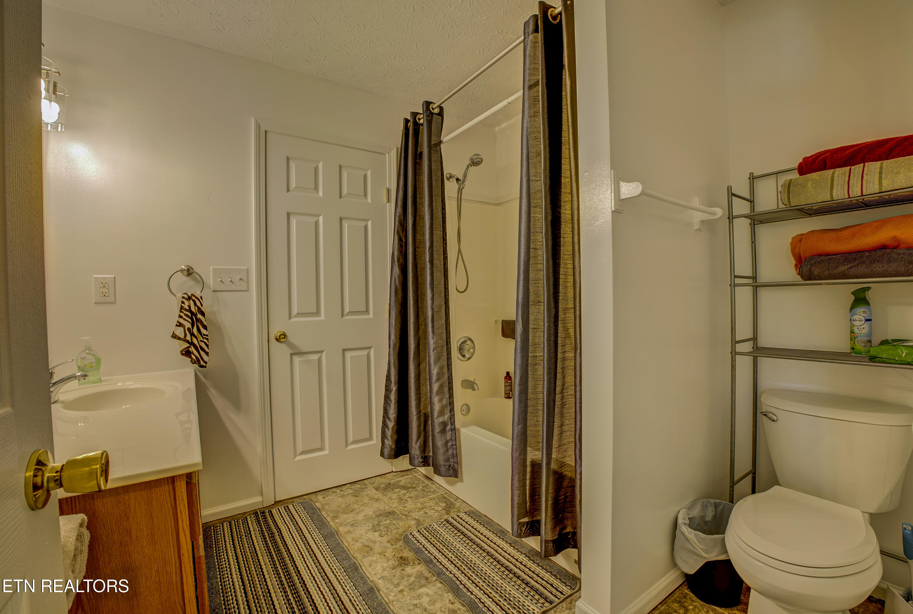 810 Harvest Meadows Drive Kodak TN 37764