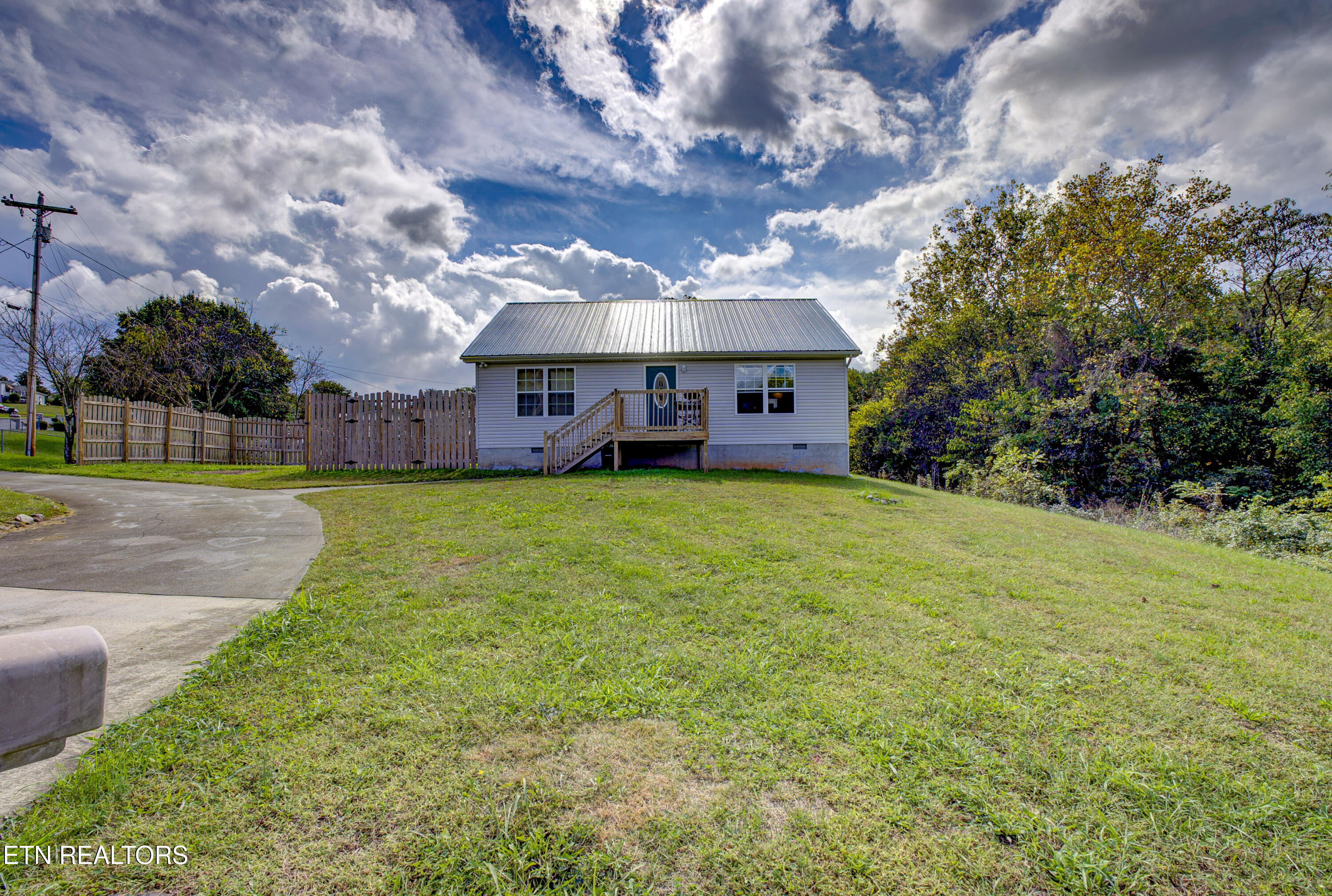 810 Harvest Meadows Drive Kodak TN 37764