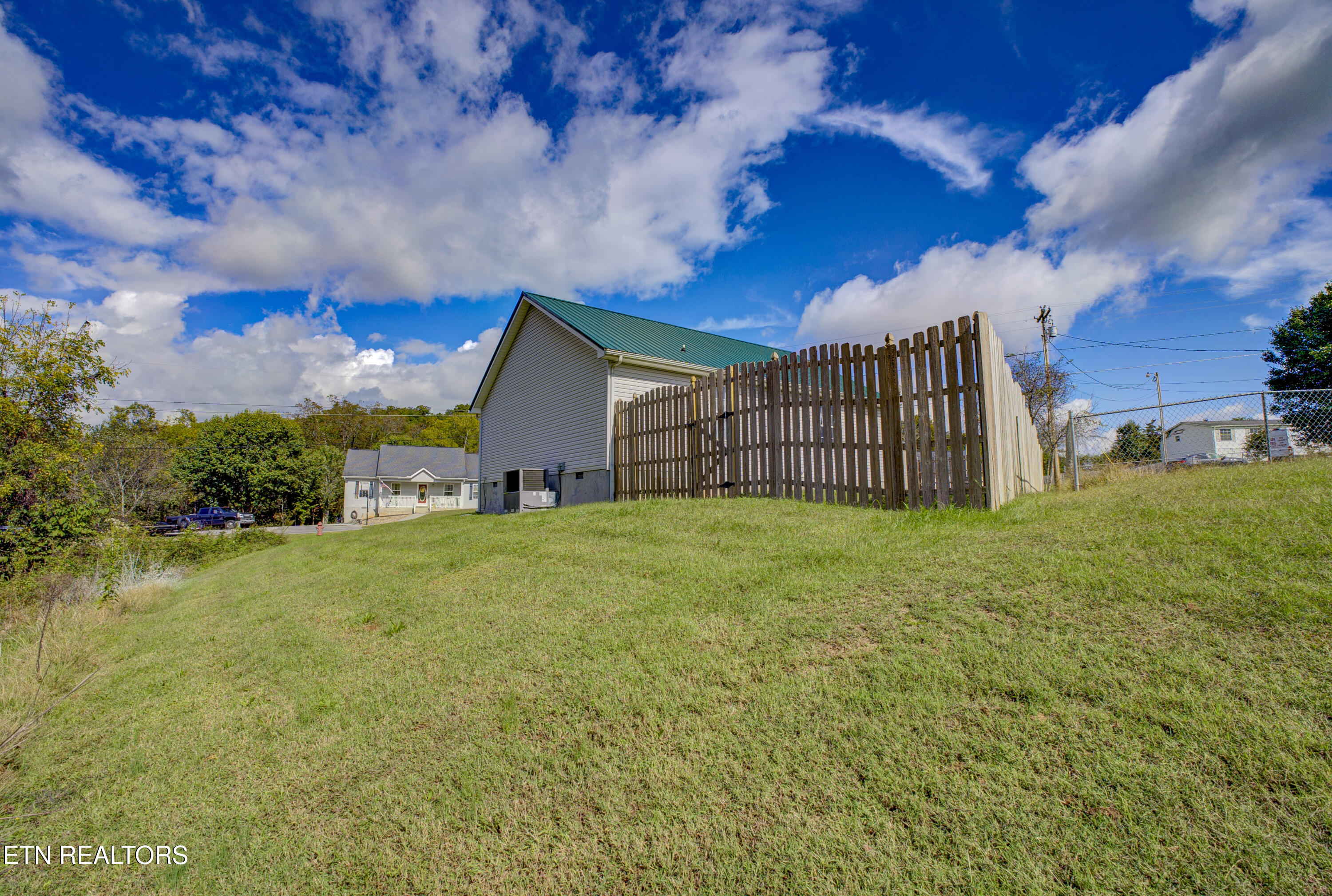 810 Harvest Meadows Drive Kodak TN 37764