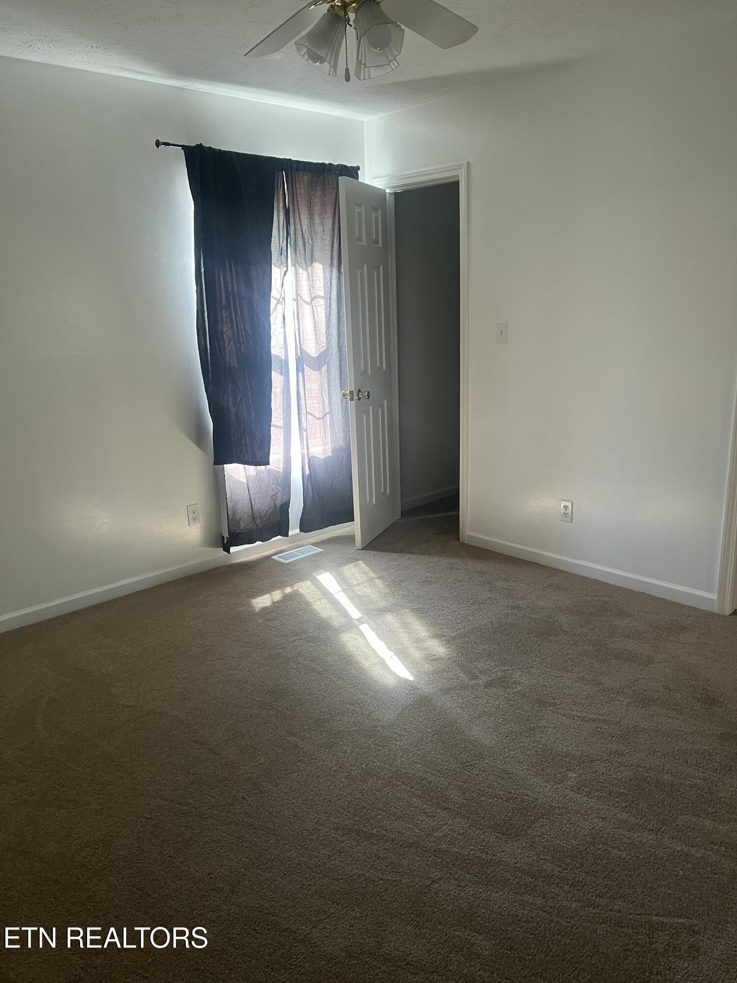 810 Harvest Meadows Drive Kodak TN 37764