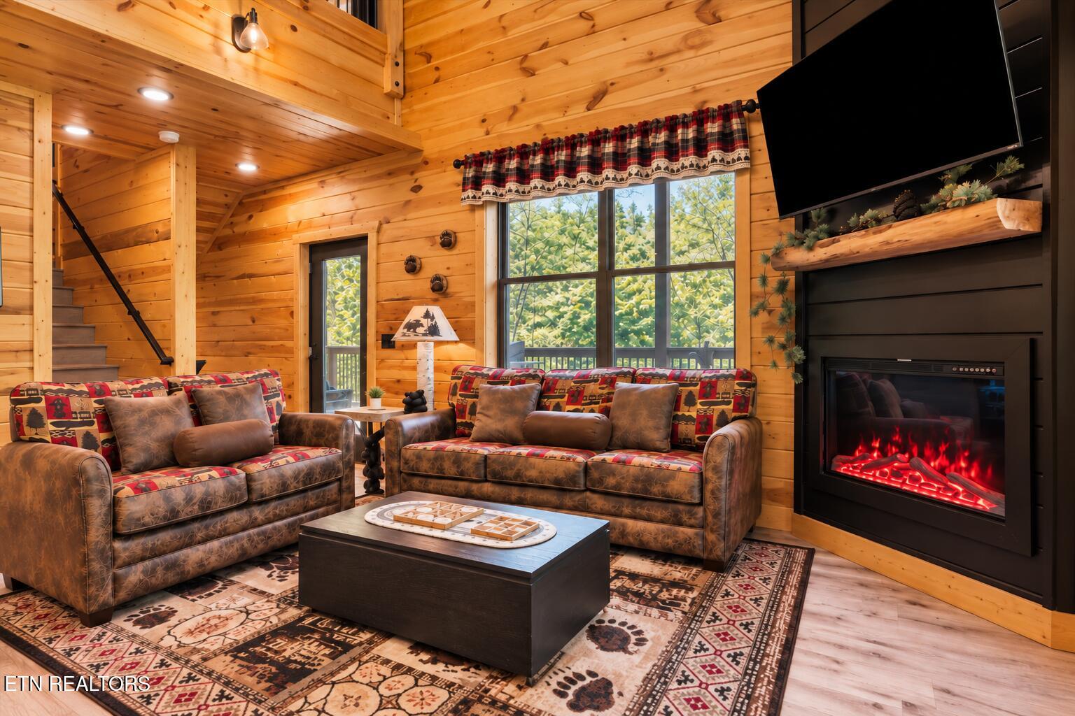 663 Lloyd Huskey Road Pigeon Forge TN 37863