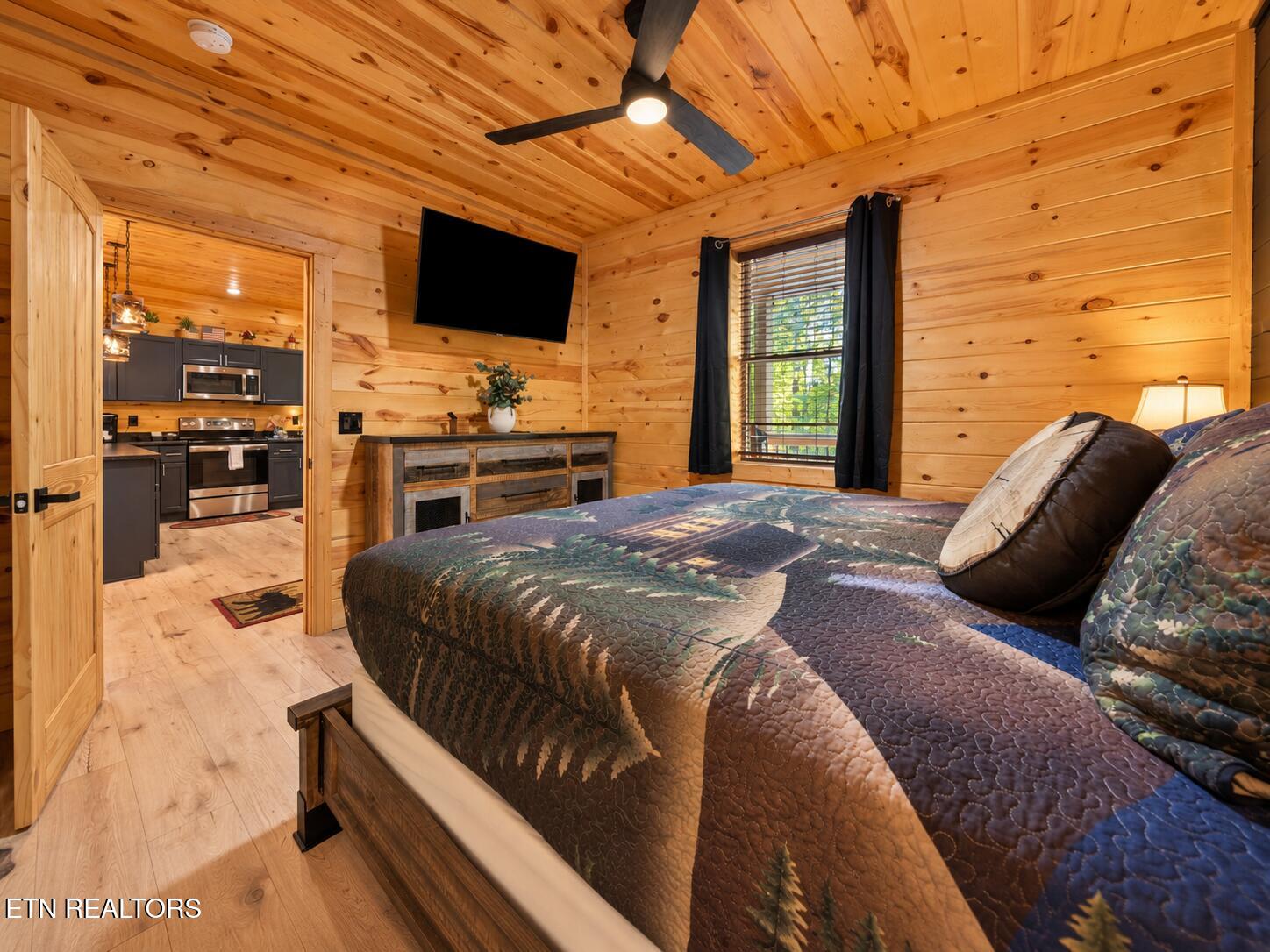 663 Lloyd Huskey Road Pigeon Forge TN 37863