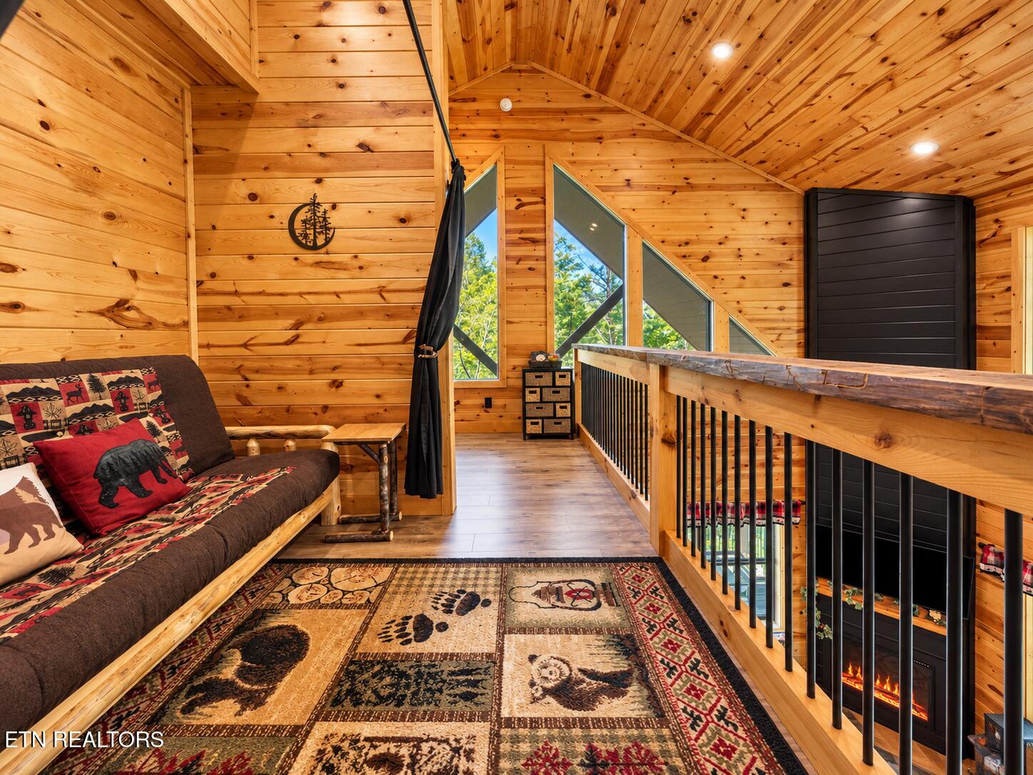 663 Lloyd Huskey Road Pigeon Forge TN 37863