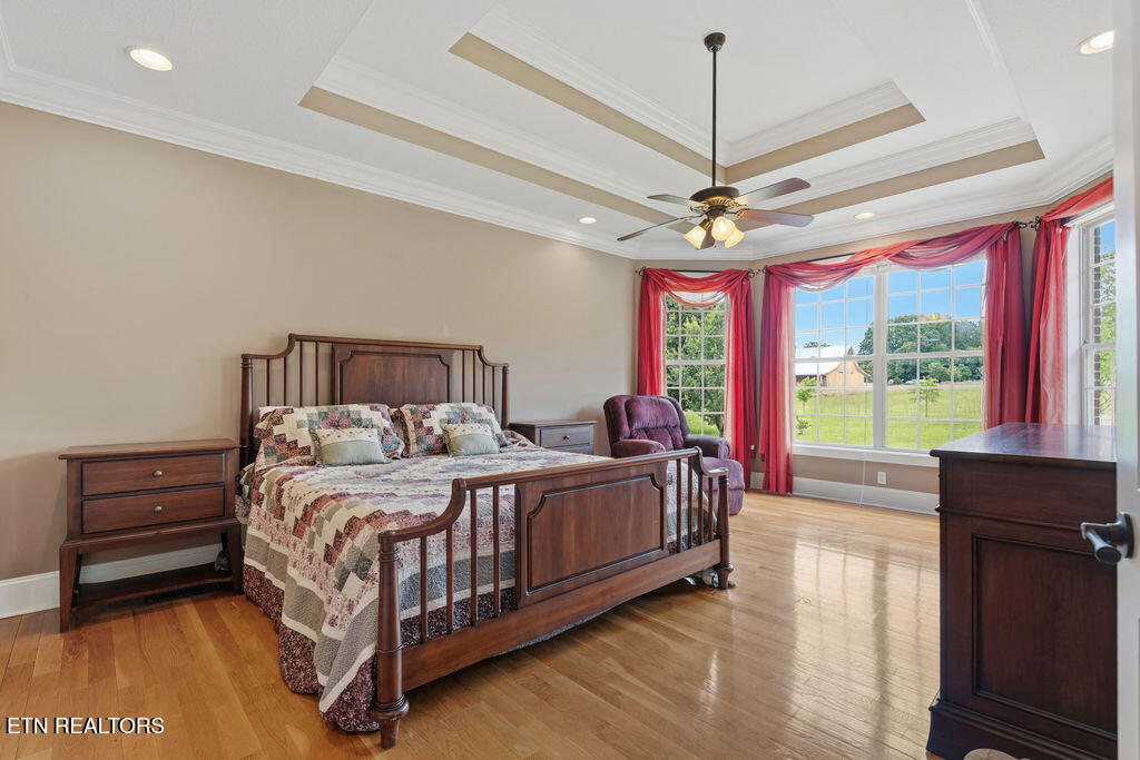 170 Short Bark Lane Madisonville TN 37354