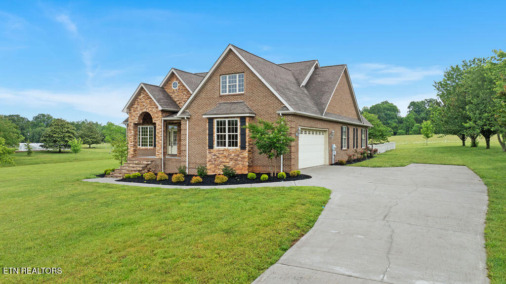 170 Short Bark Lane Madisonville TN 37354