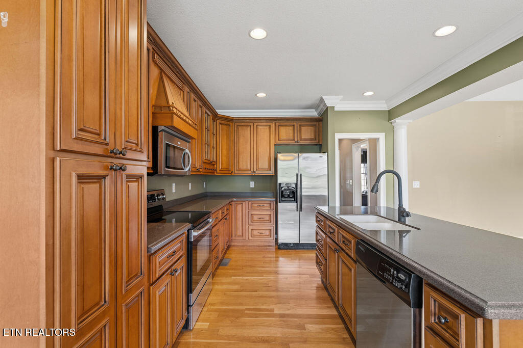 170 Short Bark Lane Madisonville TN 37354