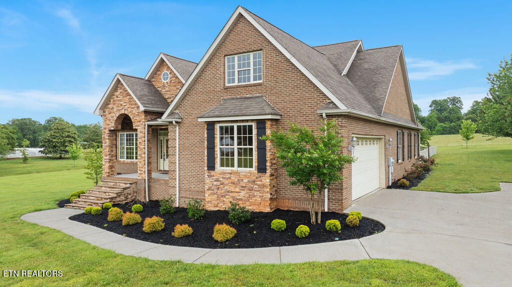 170 Short Bark Lane Madisonville TN 37354
