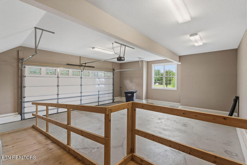 170 Short Bark Lane Madisonville TN 37354