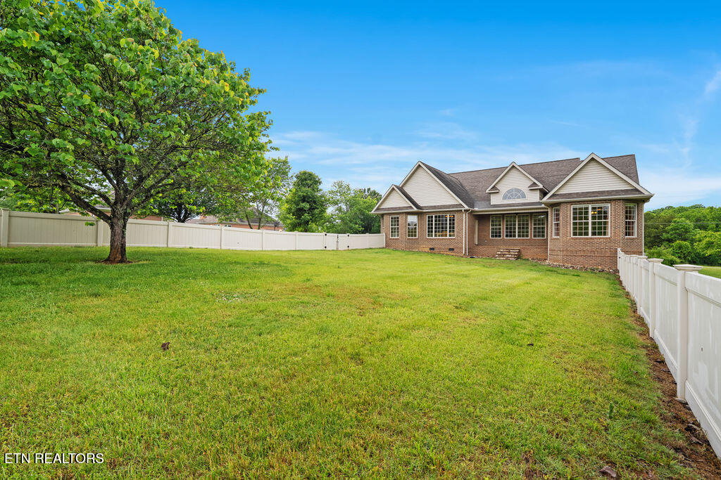 170 Short Bark Lane Madisonville TN 37354
