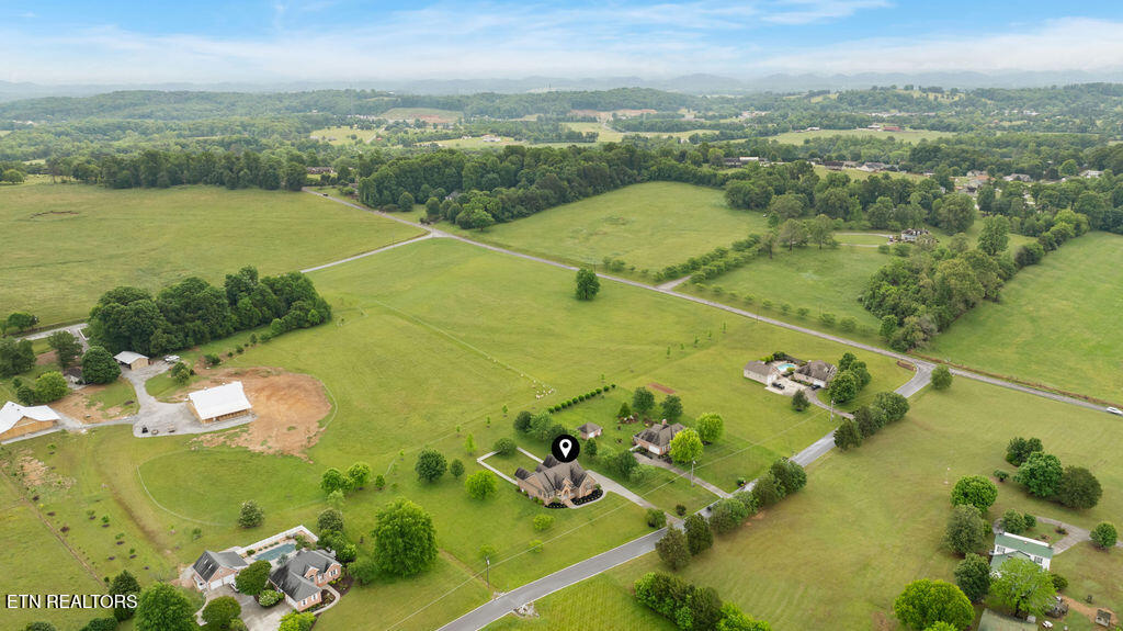 170 Short Bark Lane Madisonville TN 37354